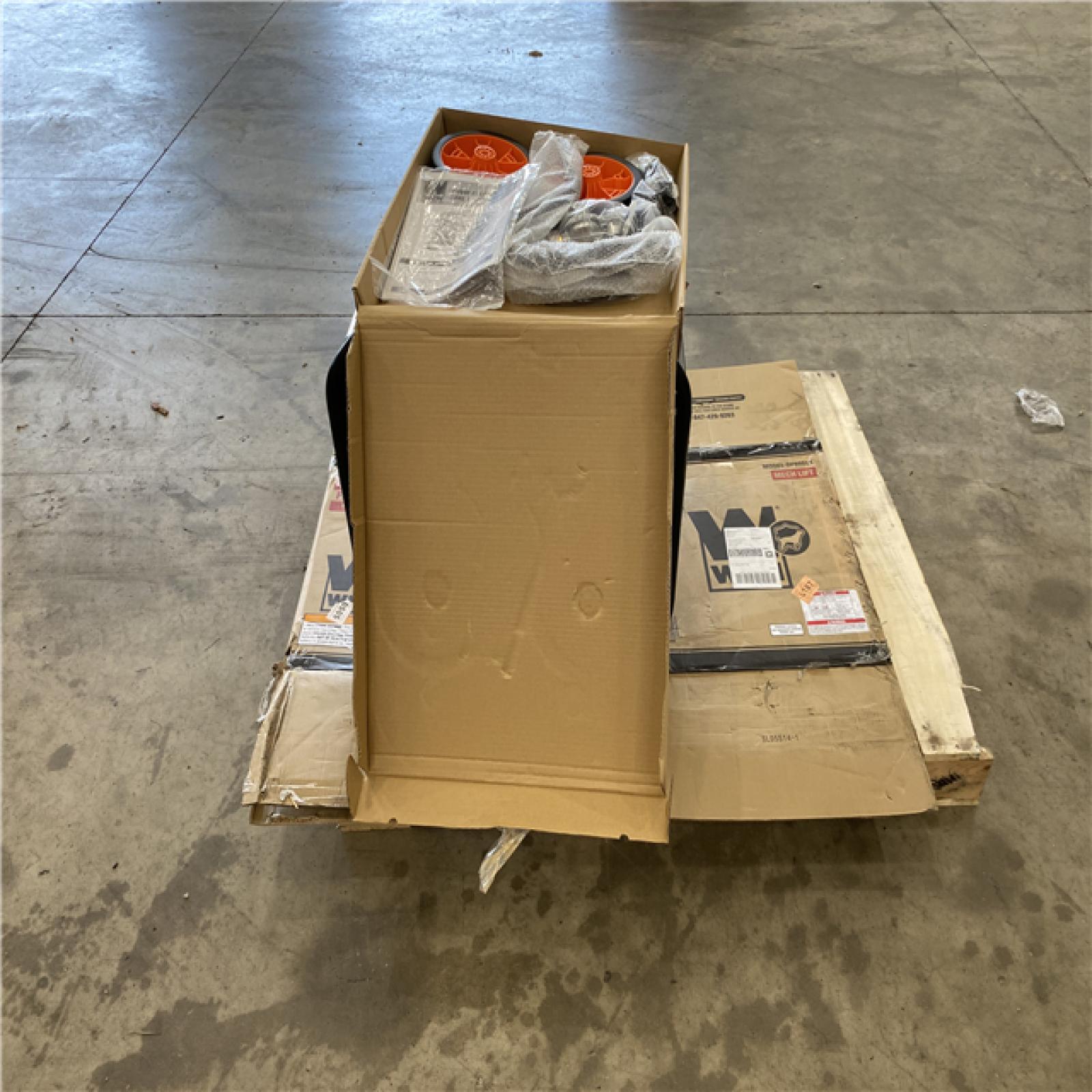 Houston Location - AS-IS WEN 8000w Electric Start Generator