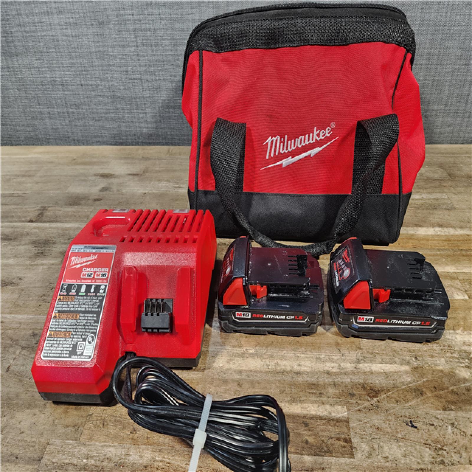 HOUSTON LOCATION - AS-IS Milwaukee M18 Brushed Cordless (2-Tool) Drill/Driver and Impact Driver Kit