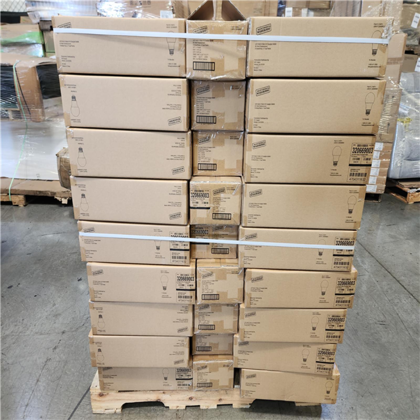 Phoenix Location NEW LED Bulb A19 5000K, 60 Watt Replacement 120V 840 Lumens 8 Bulbs/Pack (108 Packs)