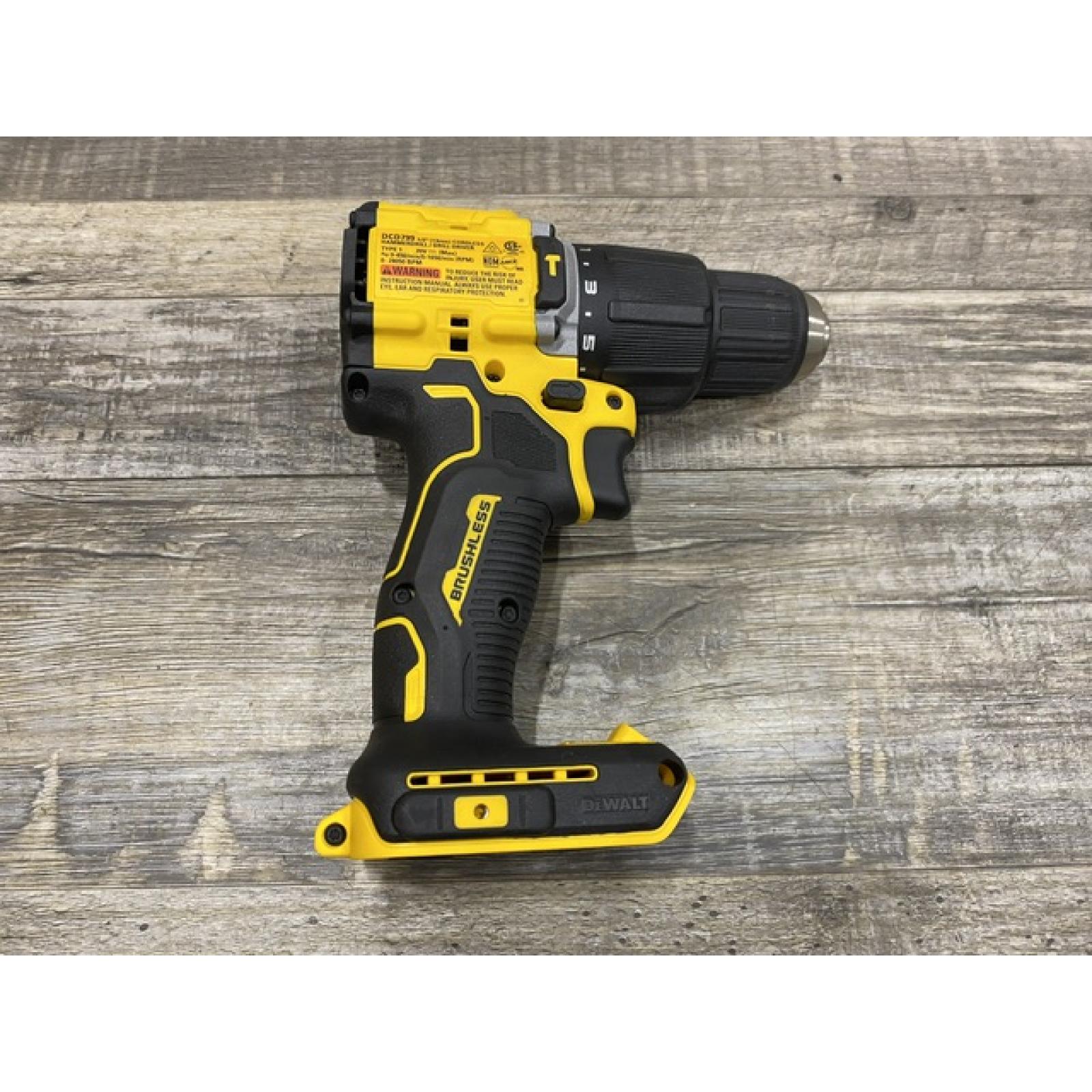 AS-IS DEWALT ATOMIC 20V Cordless 1/2 in. Compact Hammer Drill Kit