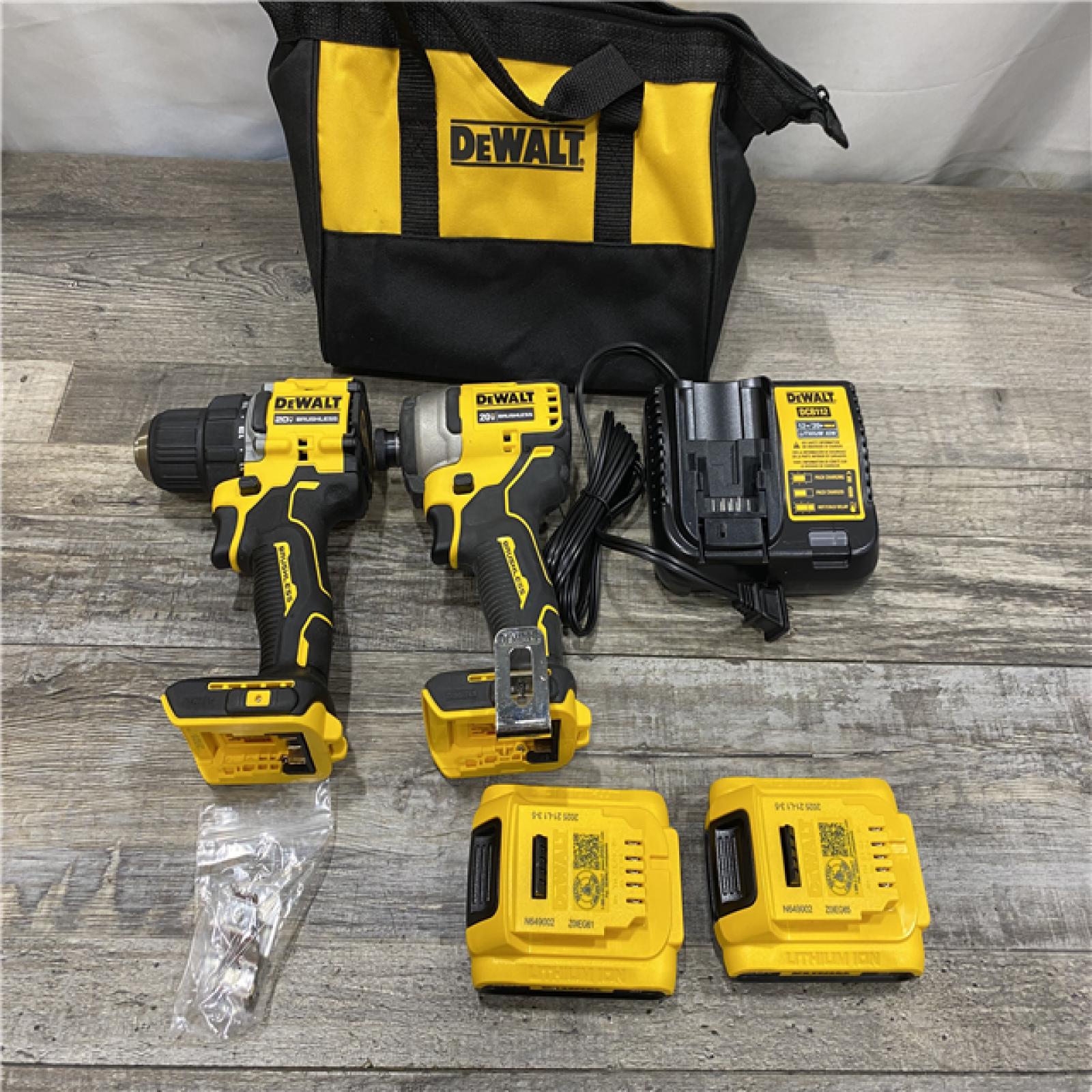 AS-IS DEWALT ATOMIC 20-Volt MAX Lithium-Ion Cordless Combo Kit