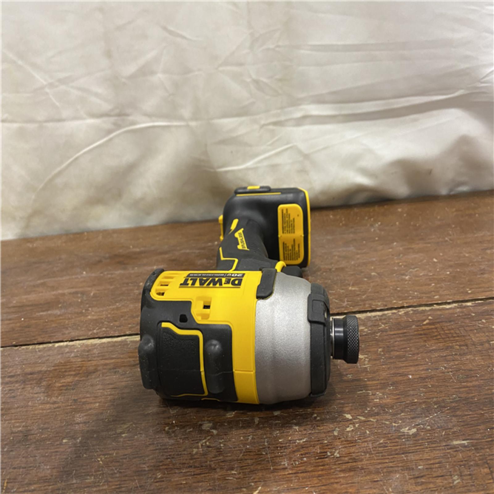 AS-IS DeWALT ATOMIC 20V MAX Cordless Compact Impact Driver Kit W/ Li-Ion Battery, 1/4, Brushless