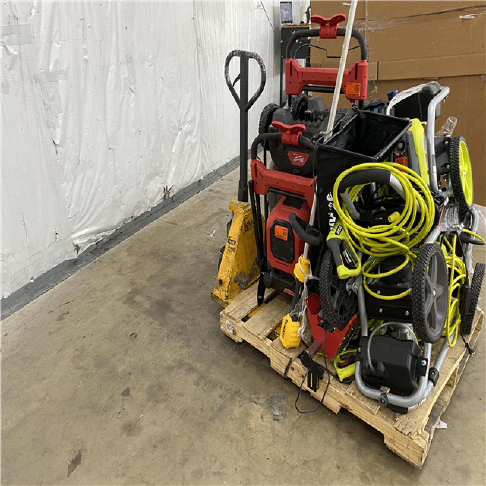 Houston Location AS IS - Tool Pallet