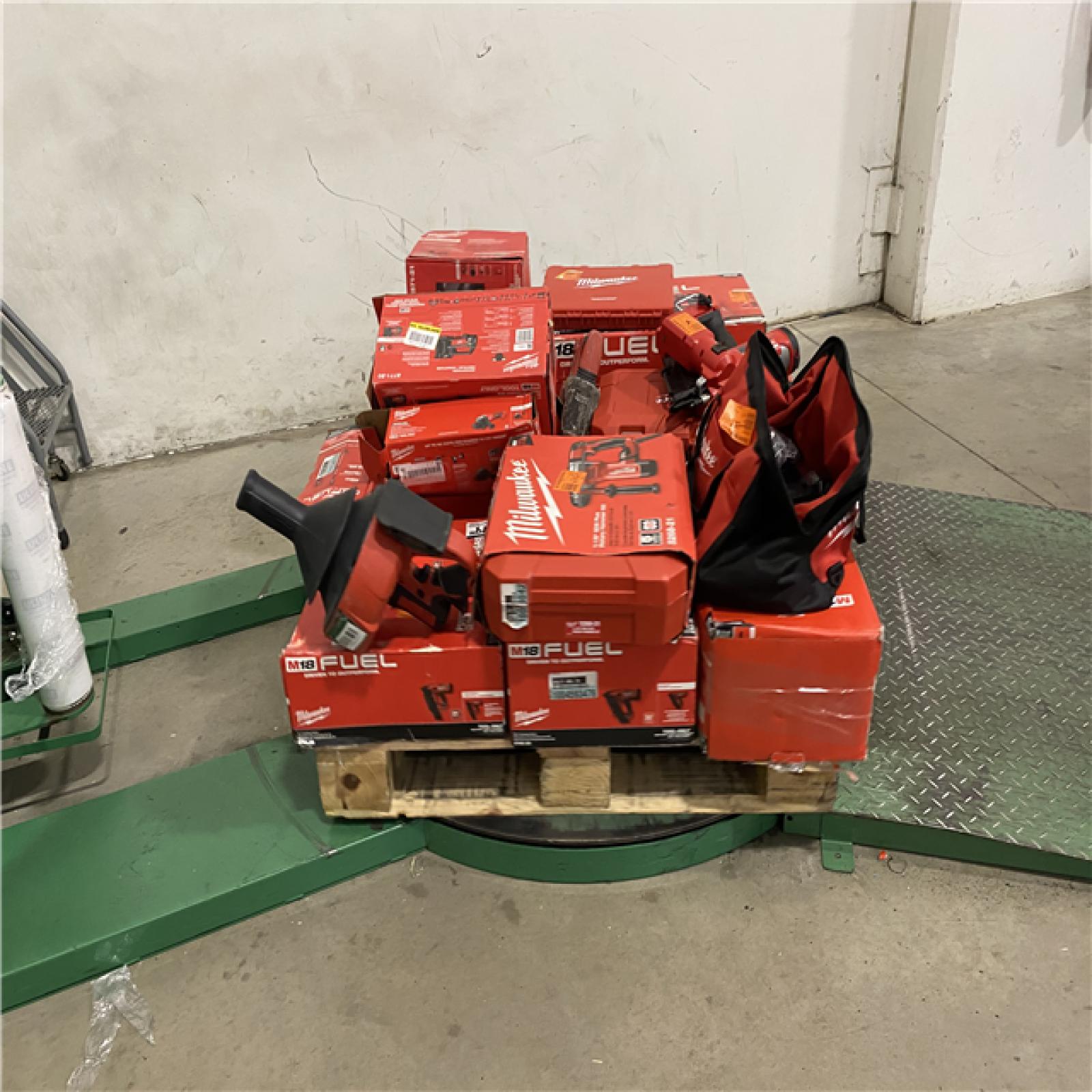 Dallas Location - As-Is MILWAUKEE Tool Pallet