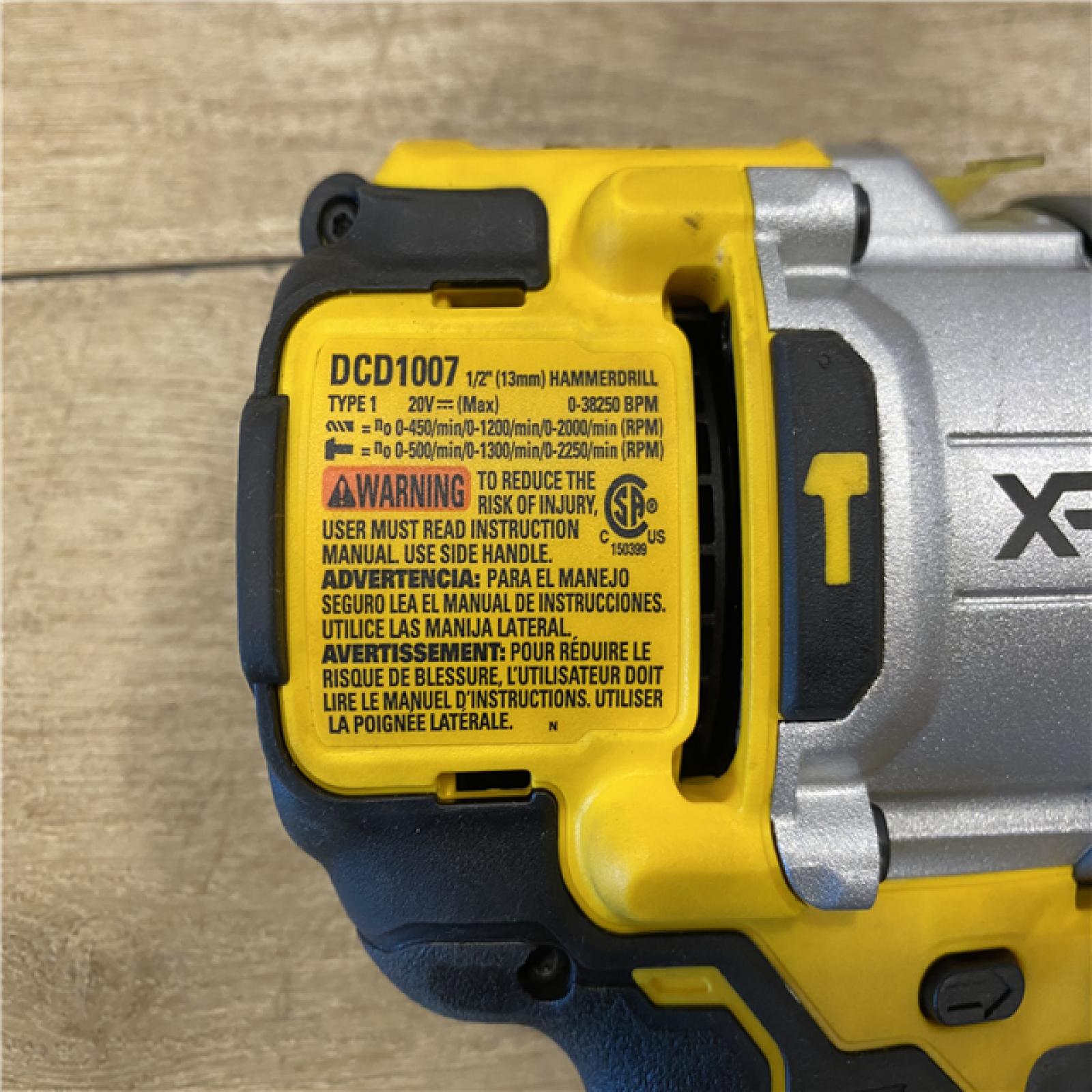 AS-IS DEWALT 20V XR Lithium-Ion Cordless Brushless 1/2 in. Drill/Driver Kit