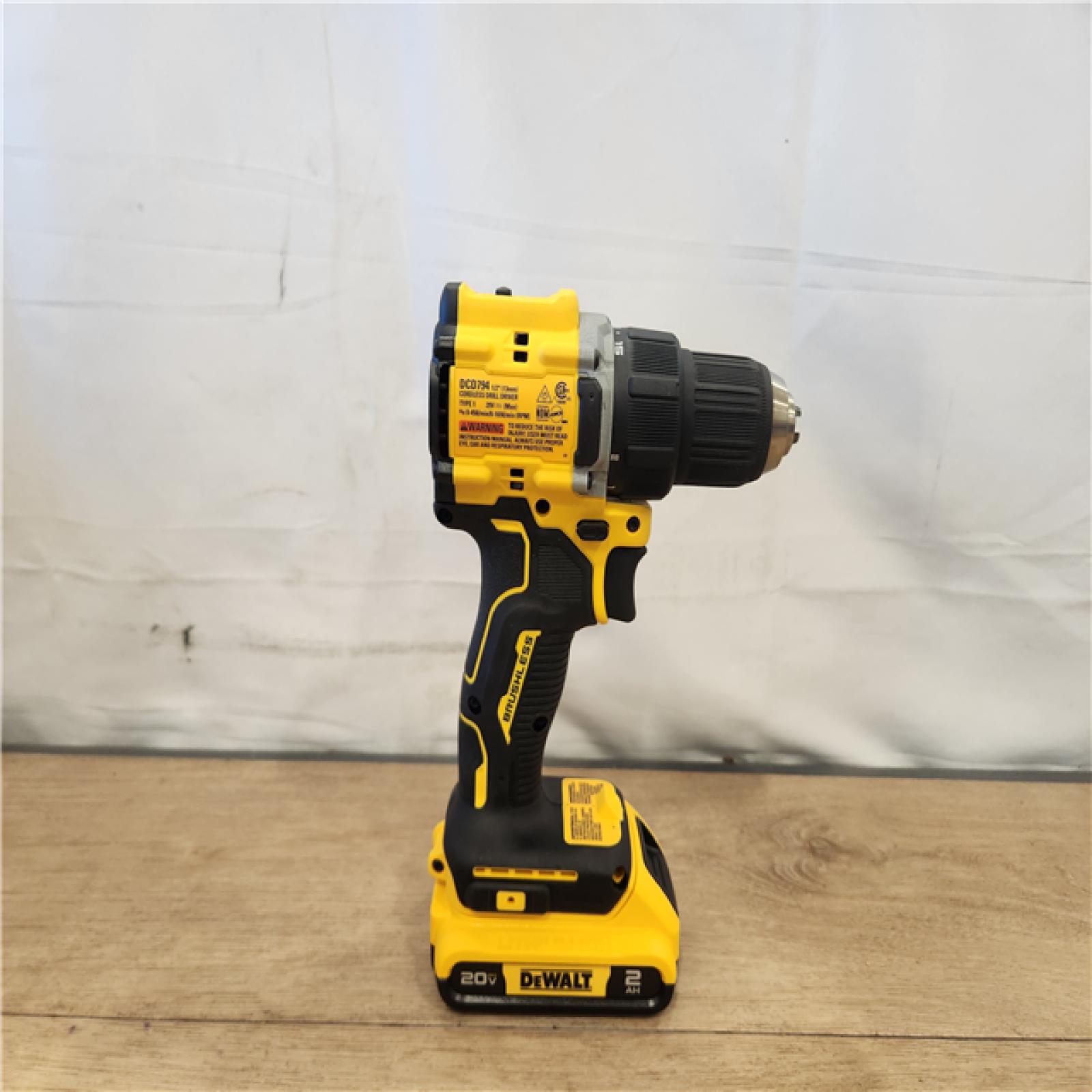 AS-IS- DEWALT 20V  Cordless.5 in Drill Driver  2 Ah