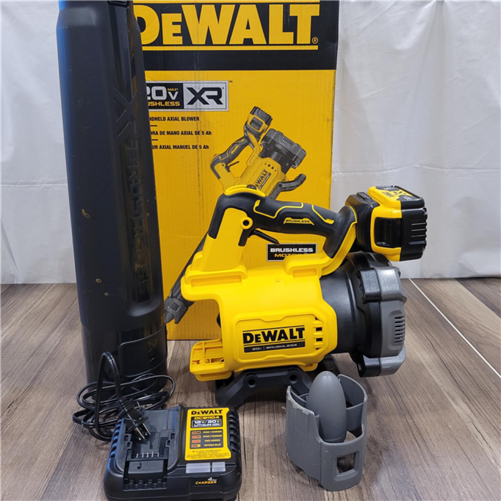 AS-IS   DeWalt Brushless Cordless Battery Powered Handheld Leaf Blower KIT