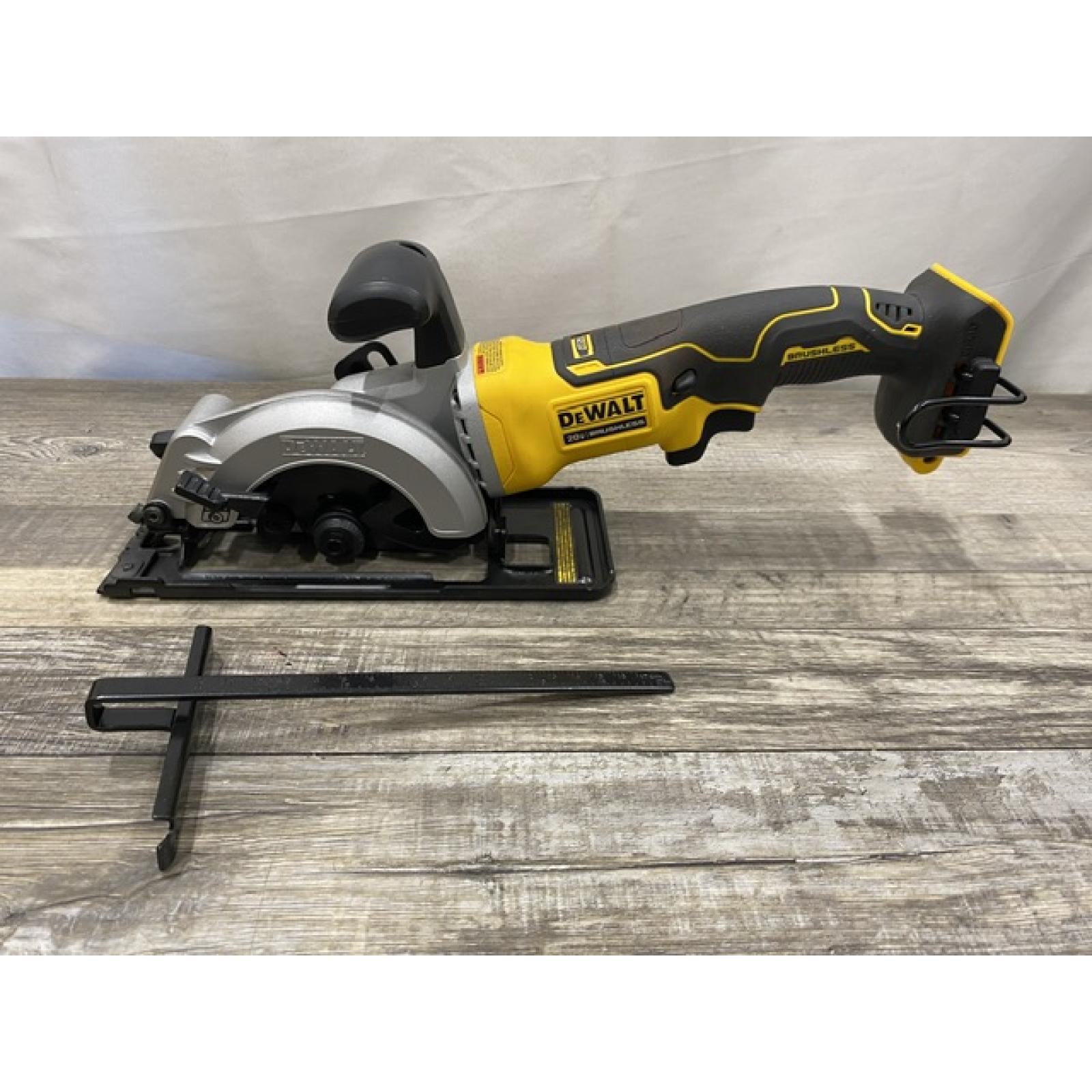 AS-IS DEWALT ATOMIC 20V MAX Cordless Brushless 4-1/2 in. Circular Saw (Tool Only)
