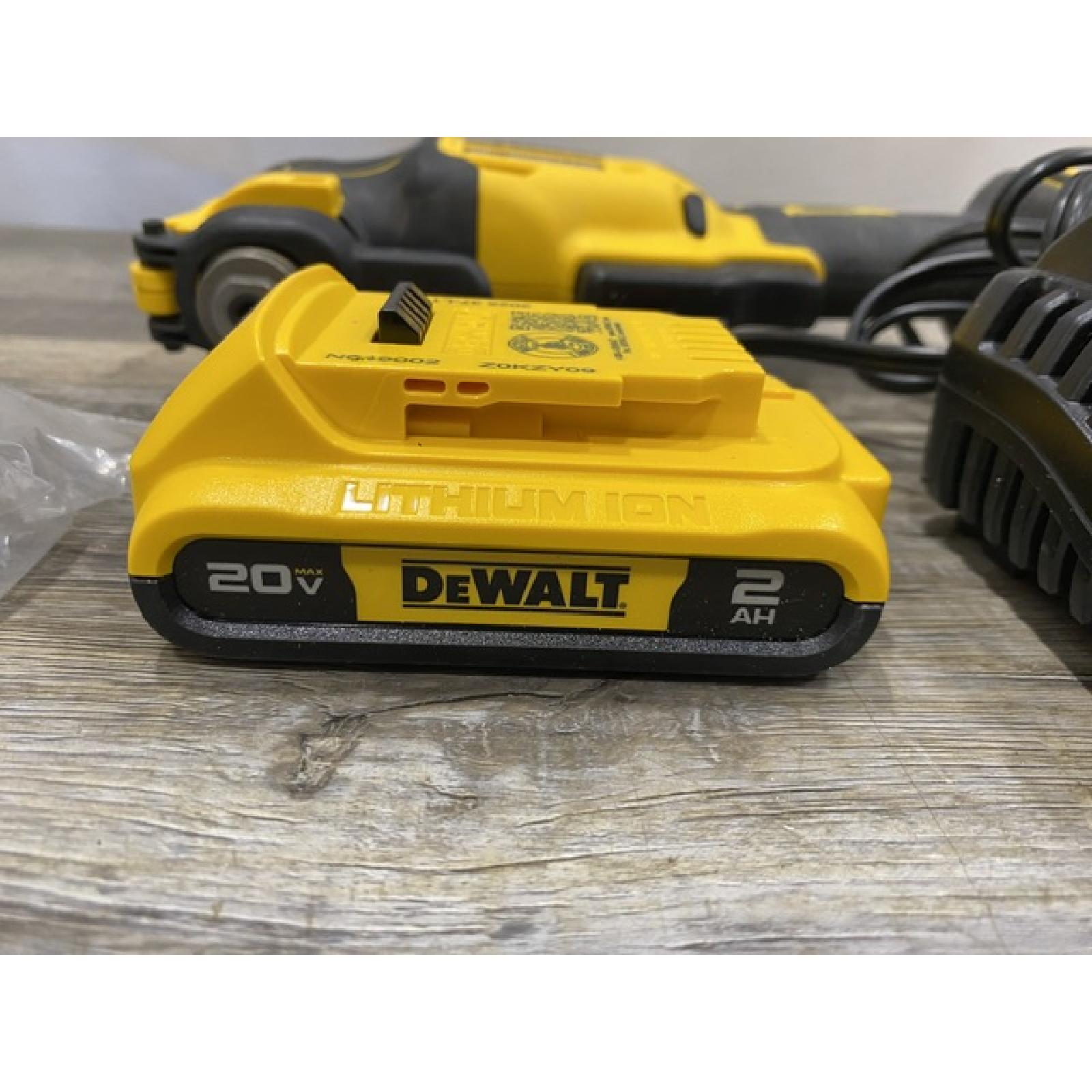 AS-IS DEWALT ATOMIC 20V MAX Cordless Brushless Oscillating Multi Tool Kit