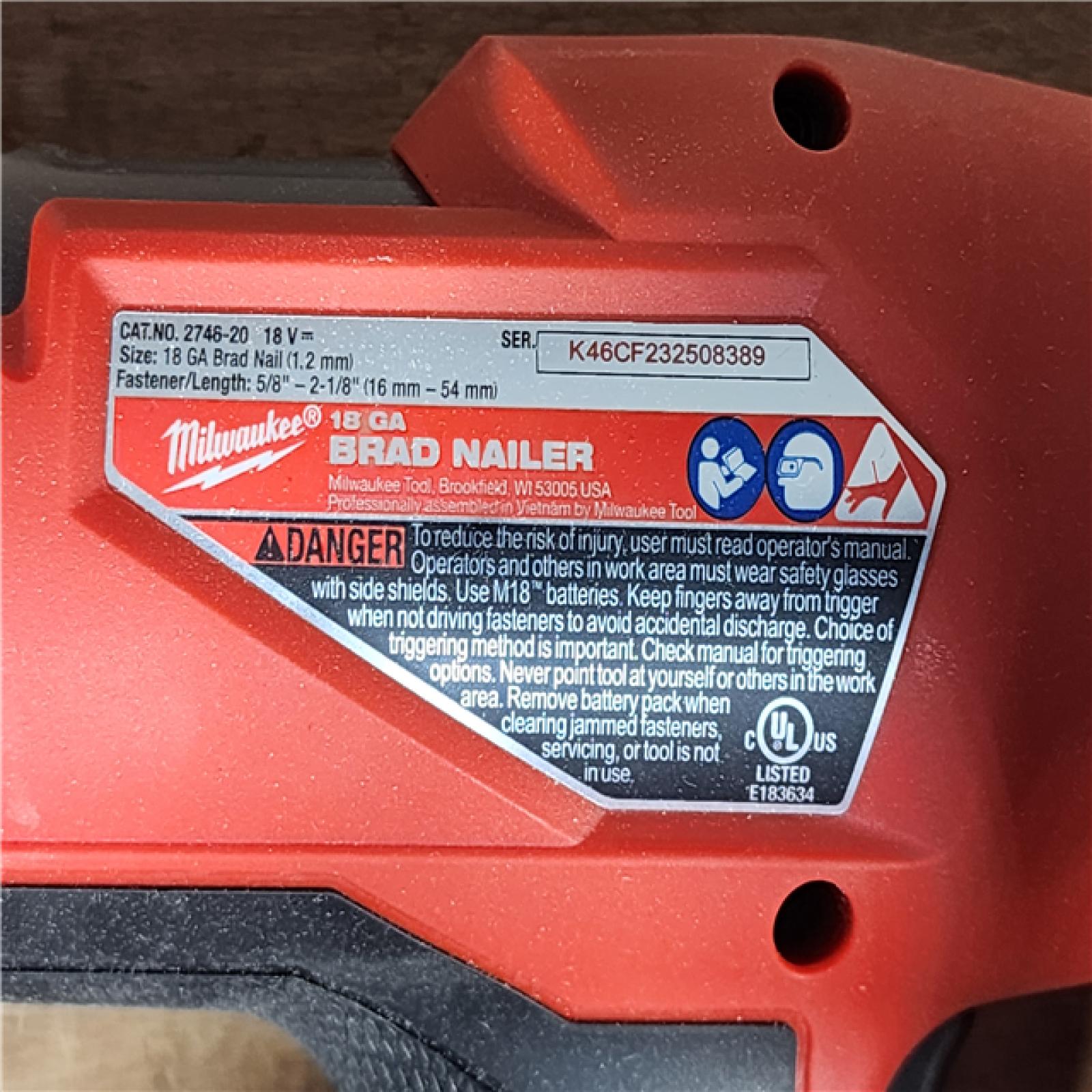 HOUSTON LOCATION - AS-IS Milwaukee FUEL 18-Volt Lithium-Ion Brushless Cordless Gen II 18-Gauge Brad Nailer (Tool-Only)