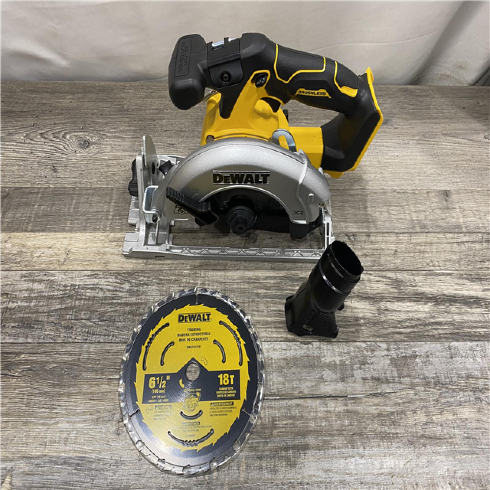 AS-IS DEWALT 20V MAX Cordless Brushless 6-1/2 in. Sidewinder Style Circular Saw (Tool Only)