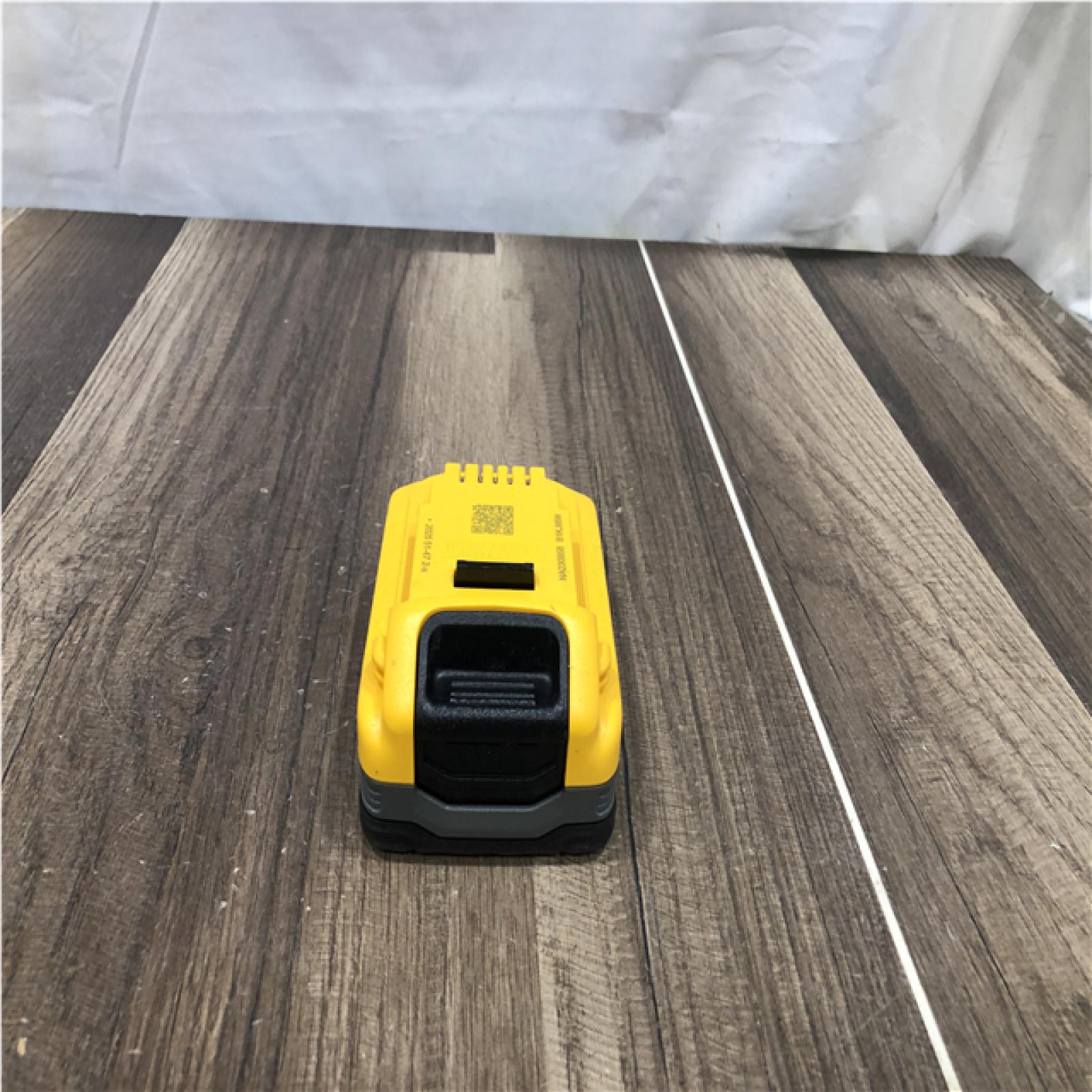 AS-IS DEWALT 20V MAX XR POWERSTACK Lithium-Ion Battery Starter Kit