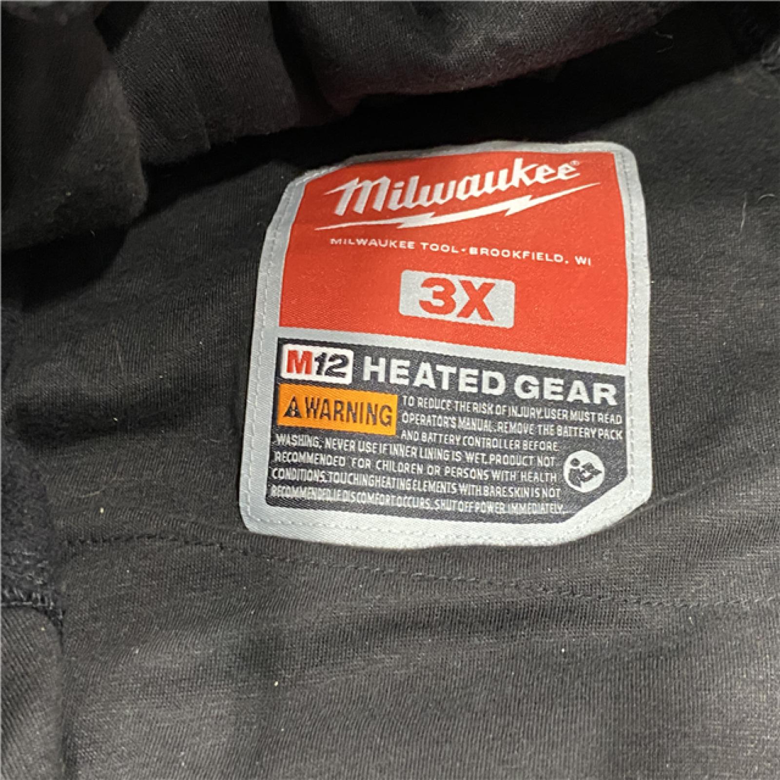 AS-IS Milwaukee Men's 3X-Large 12V Lithium-Ion Cordless AXIS Black Heated Jacket Kit