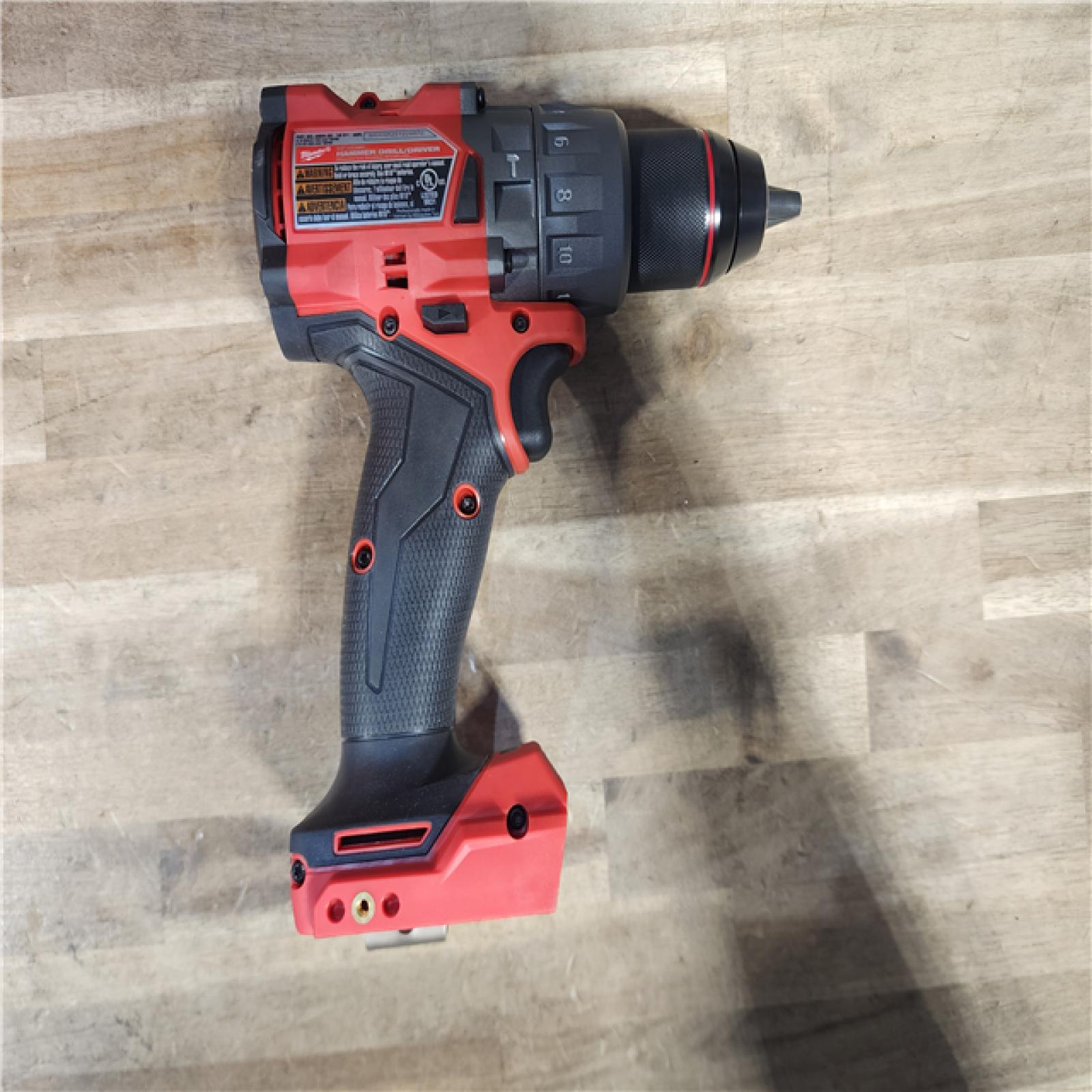 HOUSTON LOCATION - AS-IS Milwaukee 2904-22 Hammer Drill Driver Kit with Batteries  Charger & Tool Case  Red