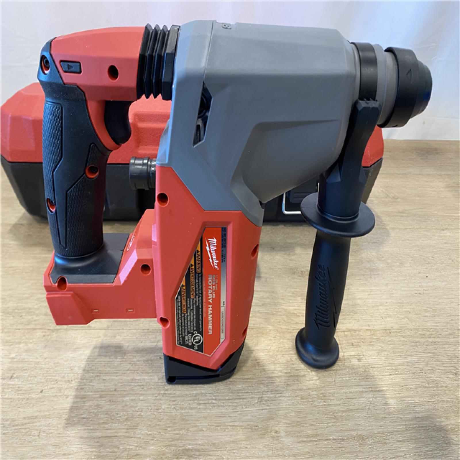 AS-IS Milwaukee FUEL 18V Lithium-Ion Brushless 1 in. Cordless SDS-Plus Rotary Hammer Kit
