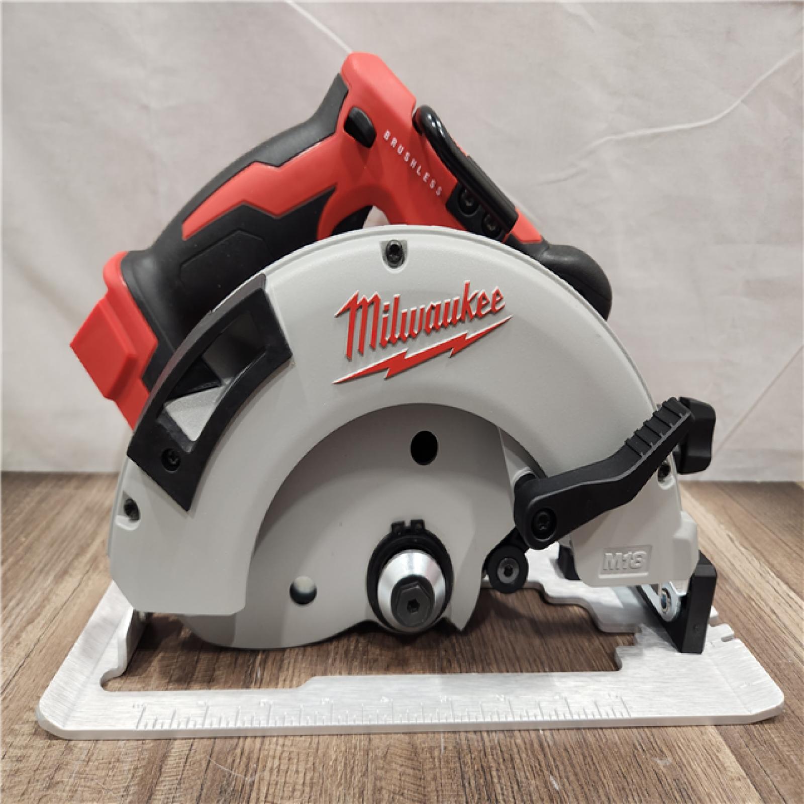 AS-IS- Milwaukee 7-1/4 18V Brushless Circular Saw (TOOL ONLY)