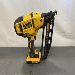 AS-IS - DeWalt 20V MAX XR 16-Gauge Electric Cordless Angled Finishing Nailer Kit