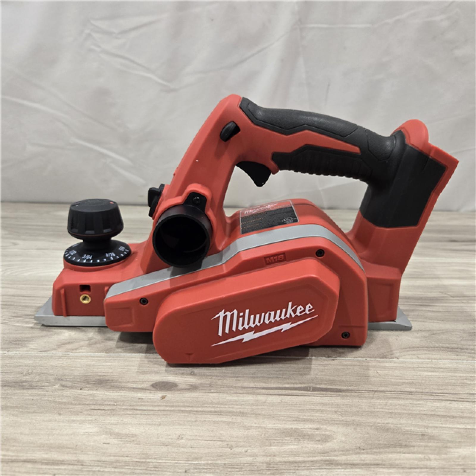 AS-IS Milwaukee M18 18V Cordless 3-1/4 in. Planer (Tool-Only)