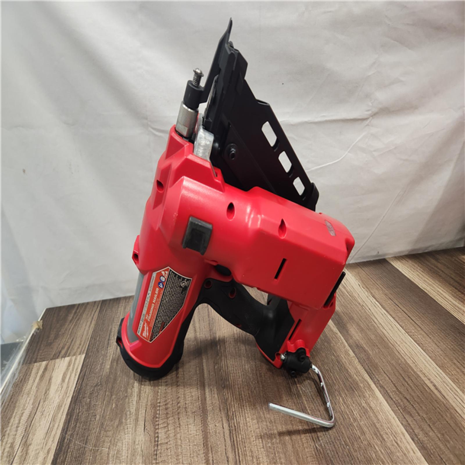 AS-IS- Milwaukee M18 FUEL 30 Degree Framing Nailer (TOOL ONLY)