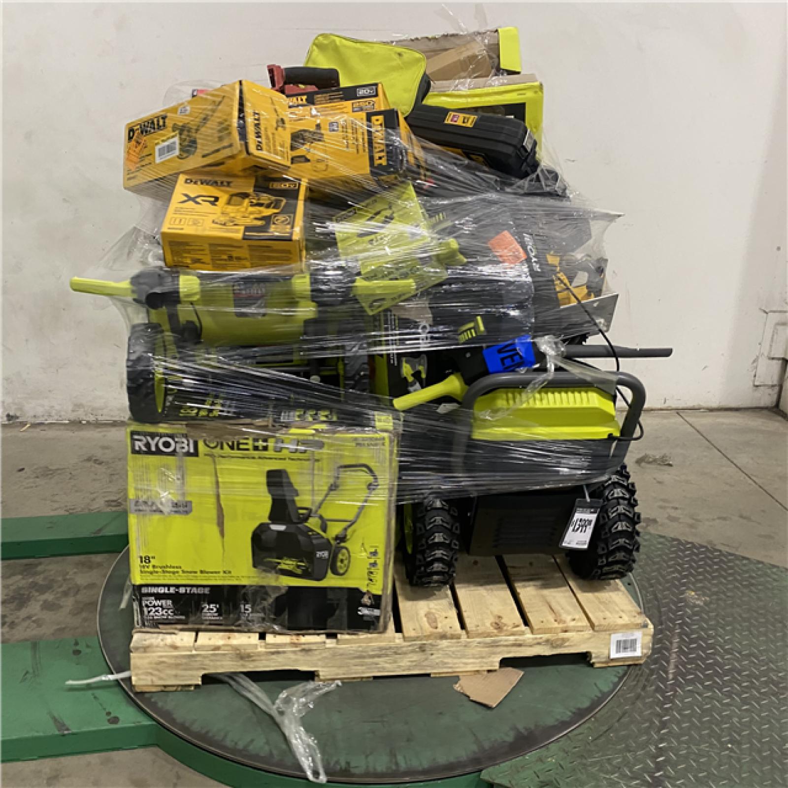 Dallas Location - As-Is Tool Pallet