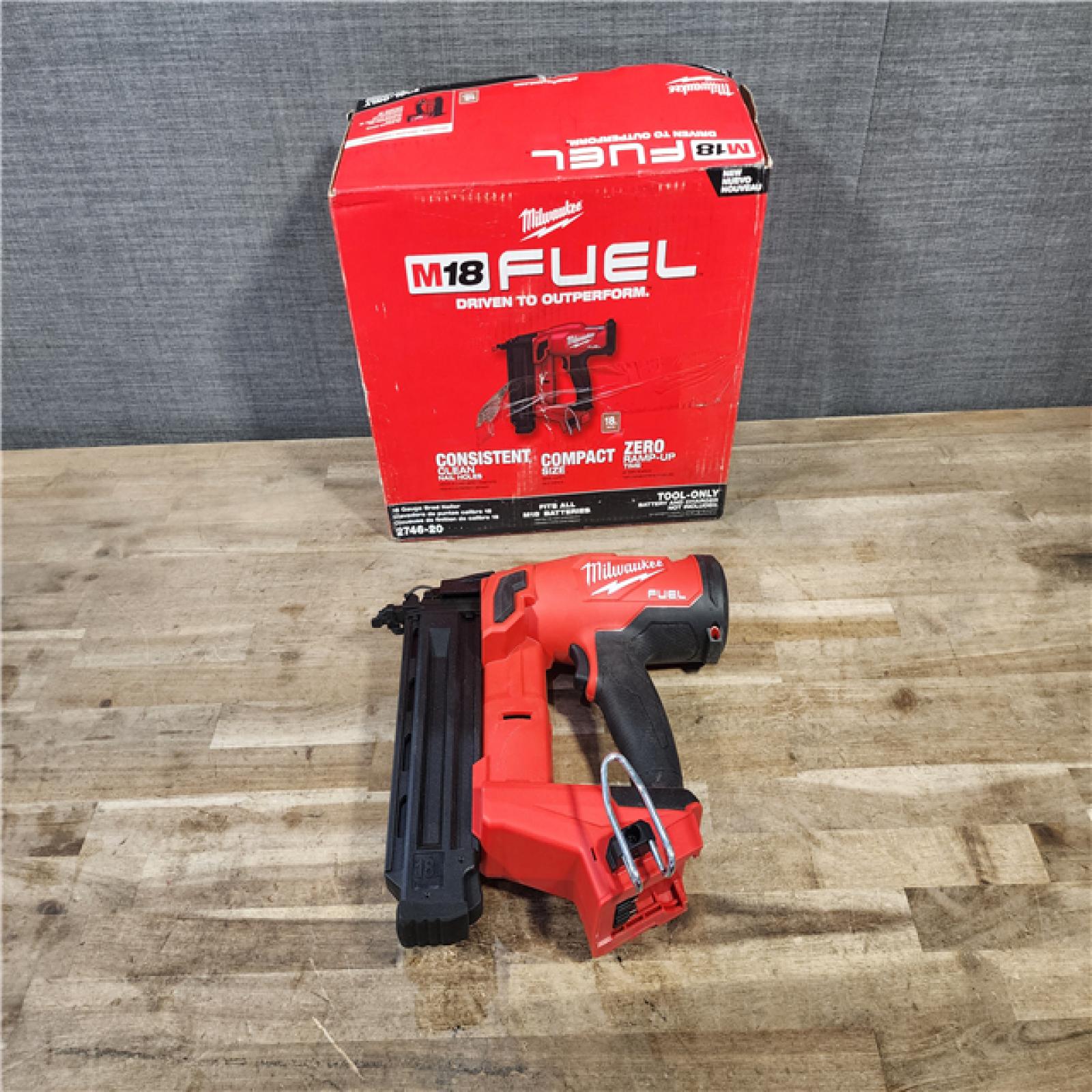 HOUSTON LOCATION - AS-IS Milwaukee M18 FUEL 18 Gauge Brad Nailer (TOOL ONLY)