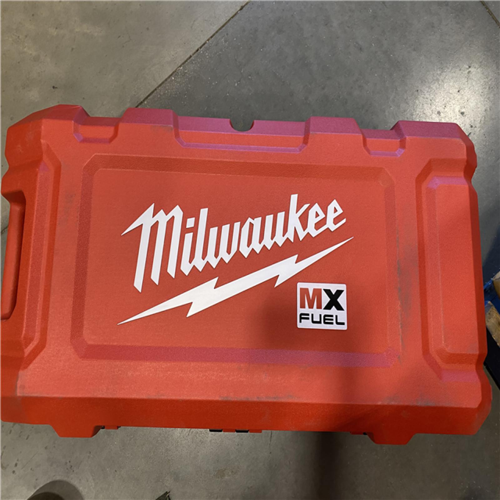 LIKE NEW Milwaukee MX FUEL Handheld Core Drill Kit
