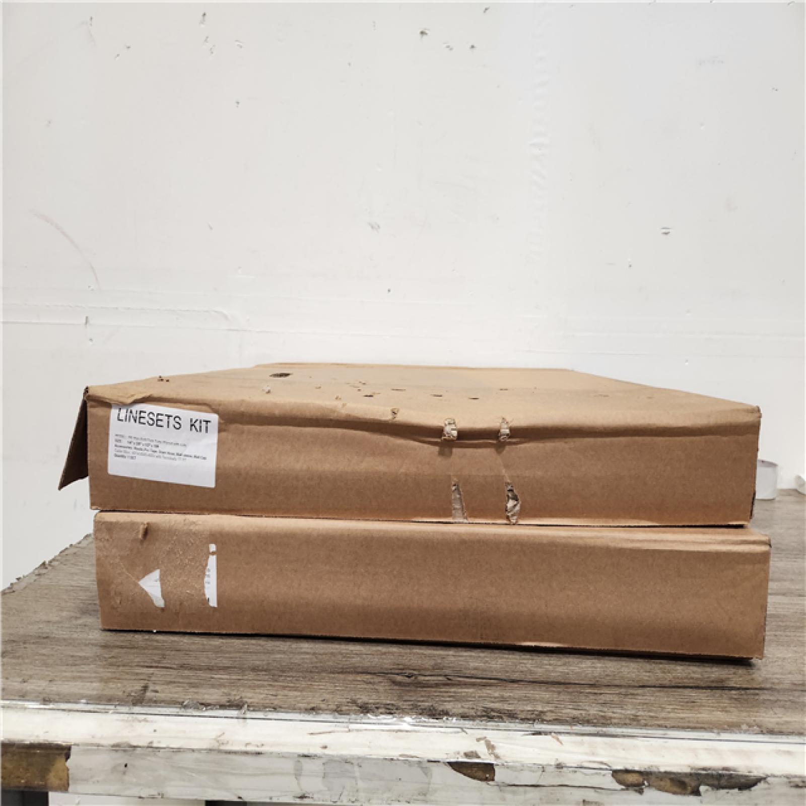 Phoenix Location NEWLY SEALED MULTI18HP230V1EO Gree 18,000 BTU 2-Zone Gen2 21 SEER Heat Pump