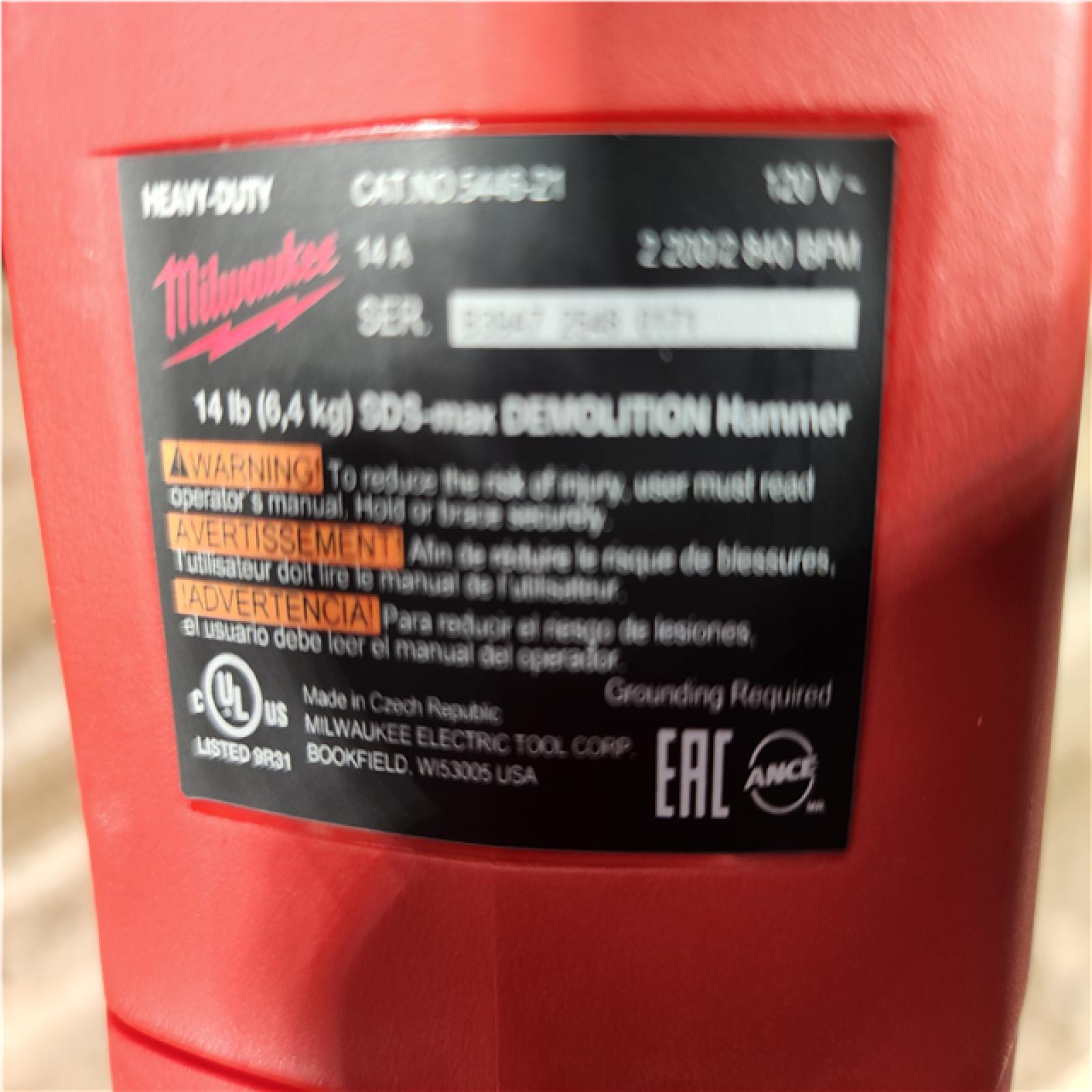 HOUSTON LOCATION - AS - IS Milwaukee SDS-MAX Demolition Hammer