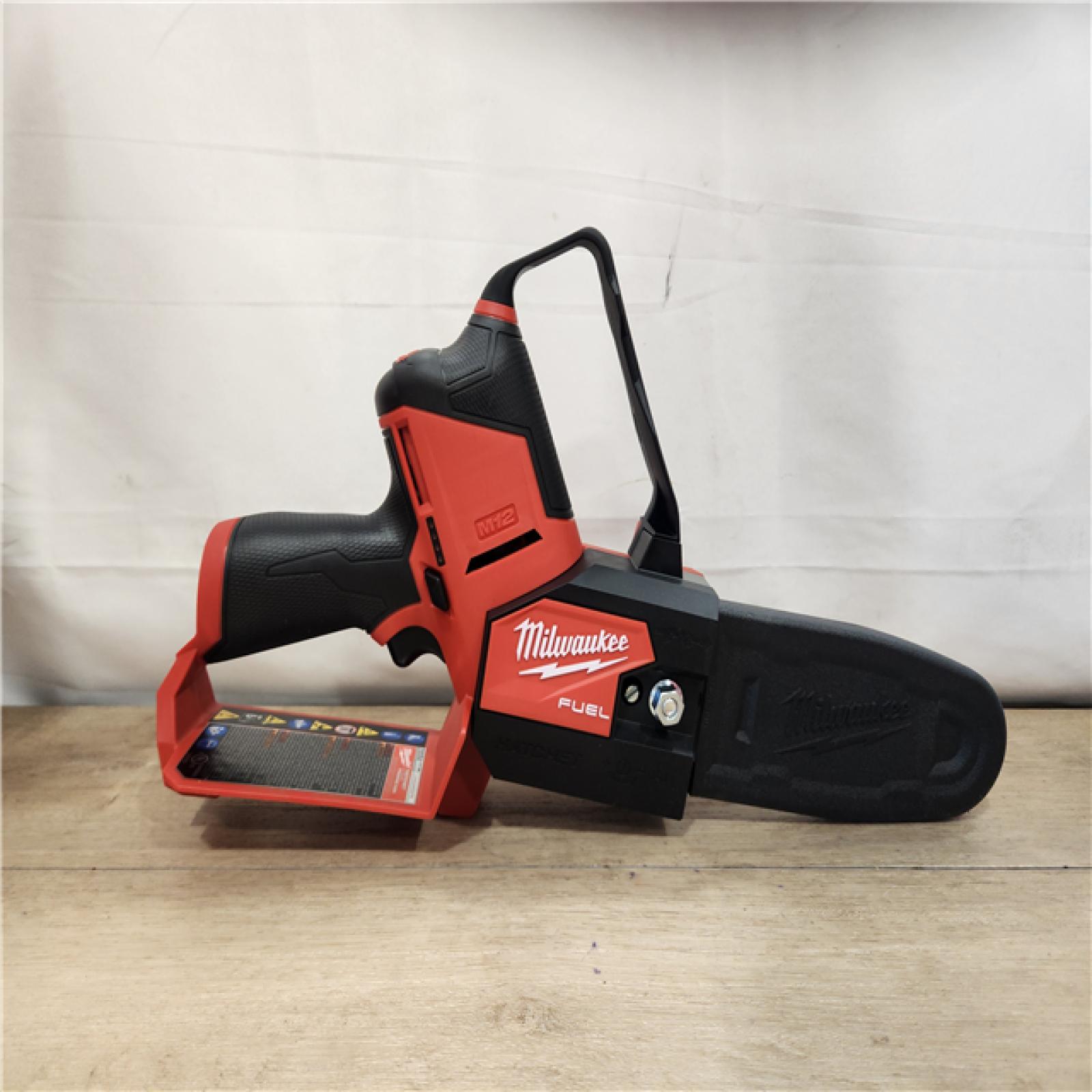 AS-IS- Milwaukee FUEL 12V Lithium-Ion Brushless Battery 6 in. HATCHET Pruning Saw Kit