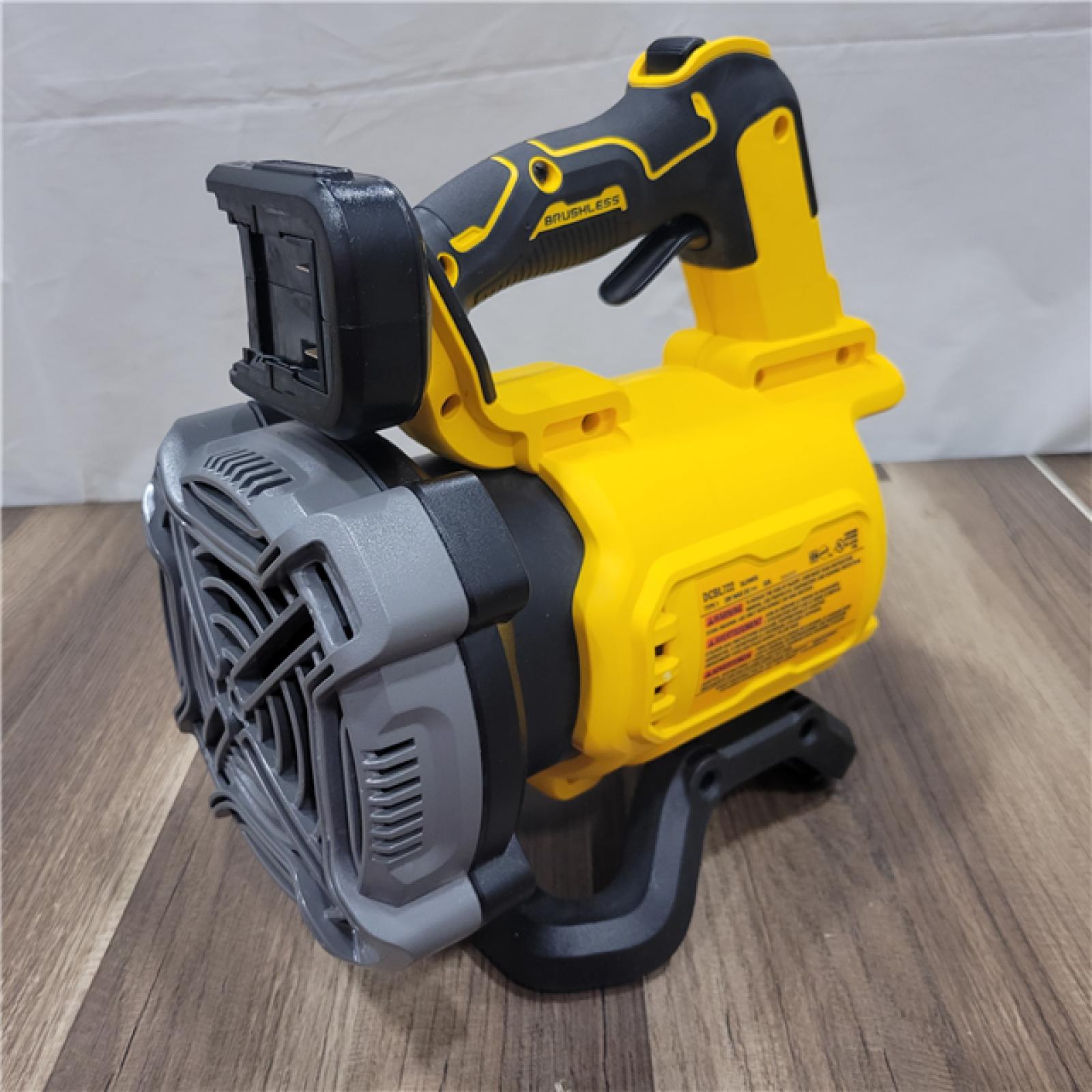 AS-IS DEWALT 20V MAX 125 MPH 450 CFM Brushless Cordless Battery Powered Blower (Tool Only)