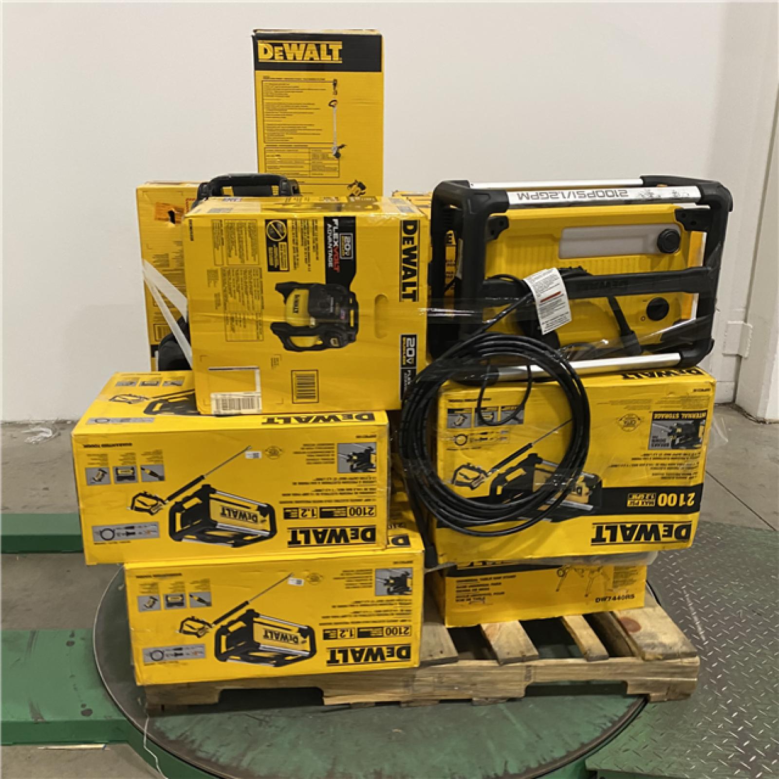 Dallas Location - As-Is DEWALT Tool Pallet