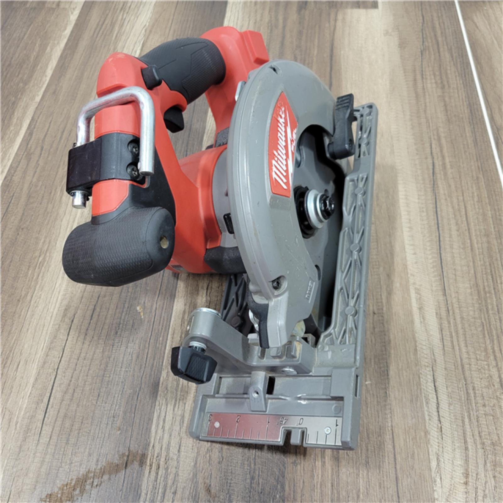 AS-IS MILWAUKEE M18 FUEL 18V Lithium-Ion Brushless Cordless 6-1/2 in. Circular Saw (Tool-Only)