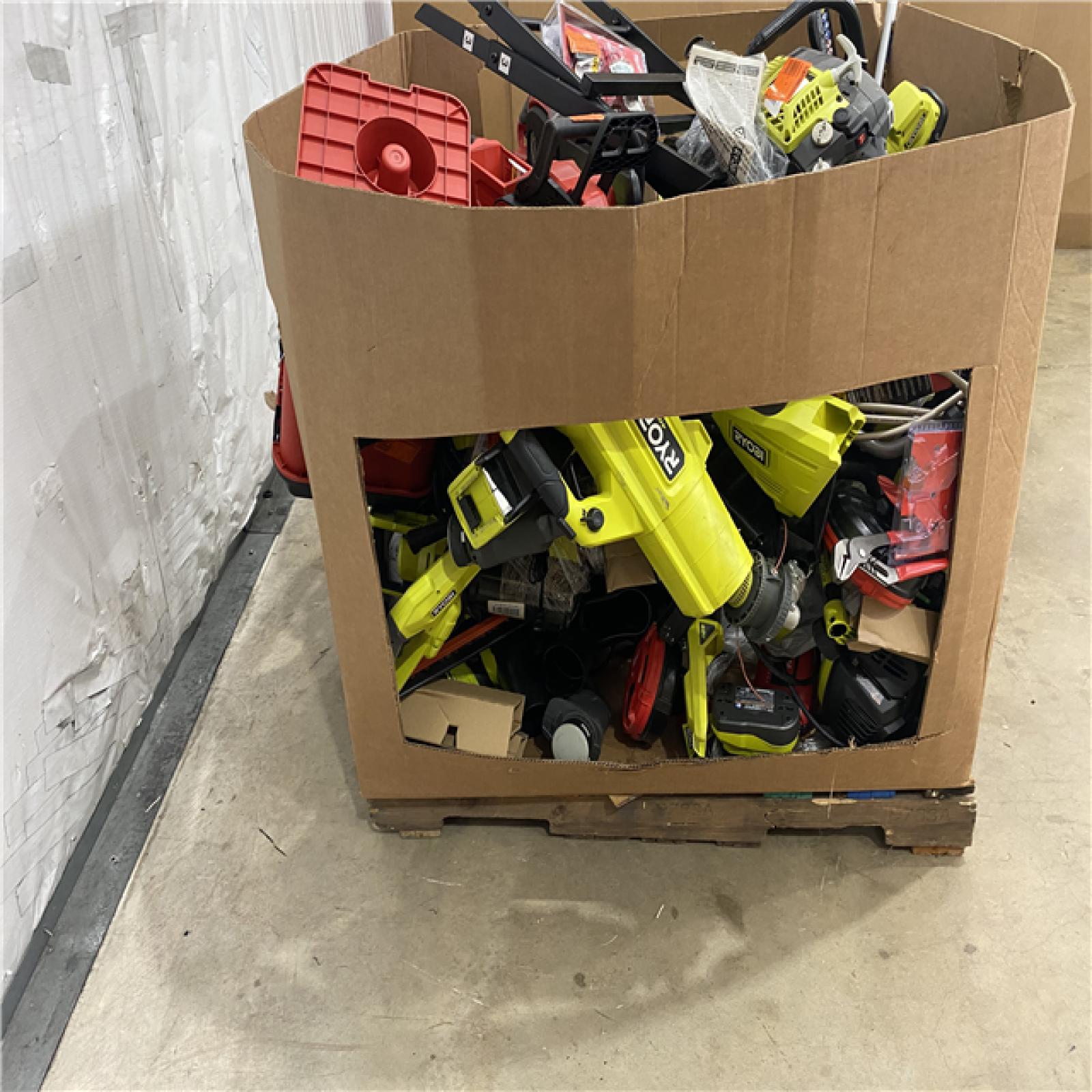 Houston Location - AS-IS Tool Pallet