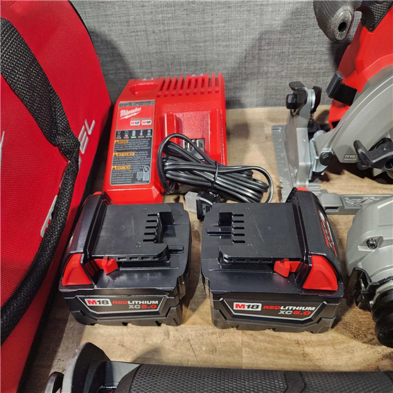 HOUSTON LOCATION - AS-IS (APPEARS LIKE NEW) Milwaukee FUEL 18V Lithium-Ion Brushless Cordless Combo (7-Tool) Kit
