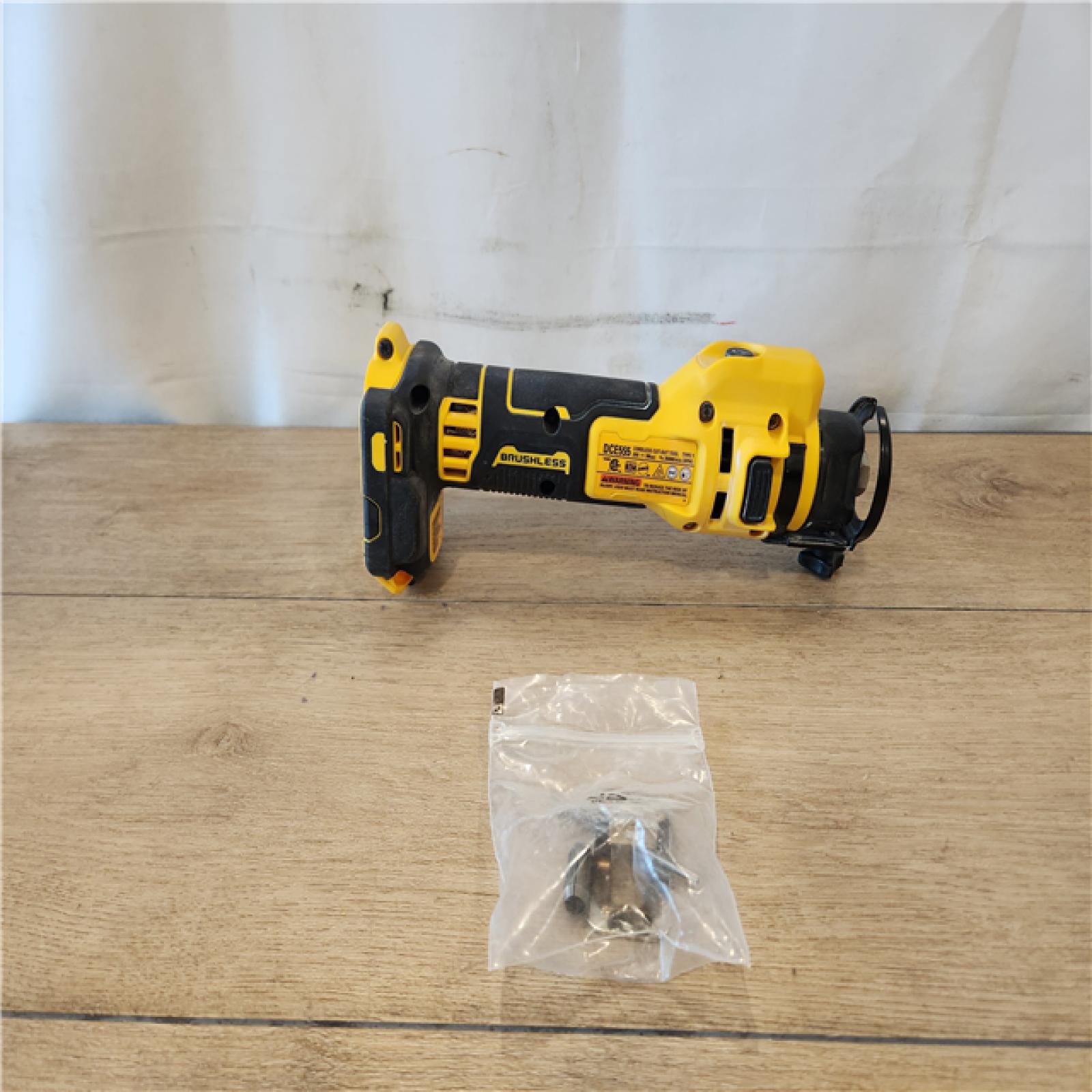 AS-IS- DEWALT 20V MAX Cordless Cut Out Tool