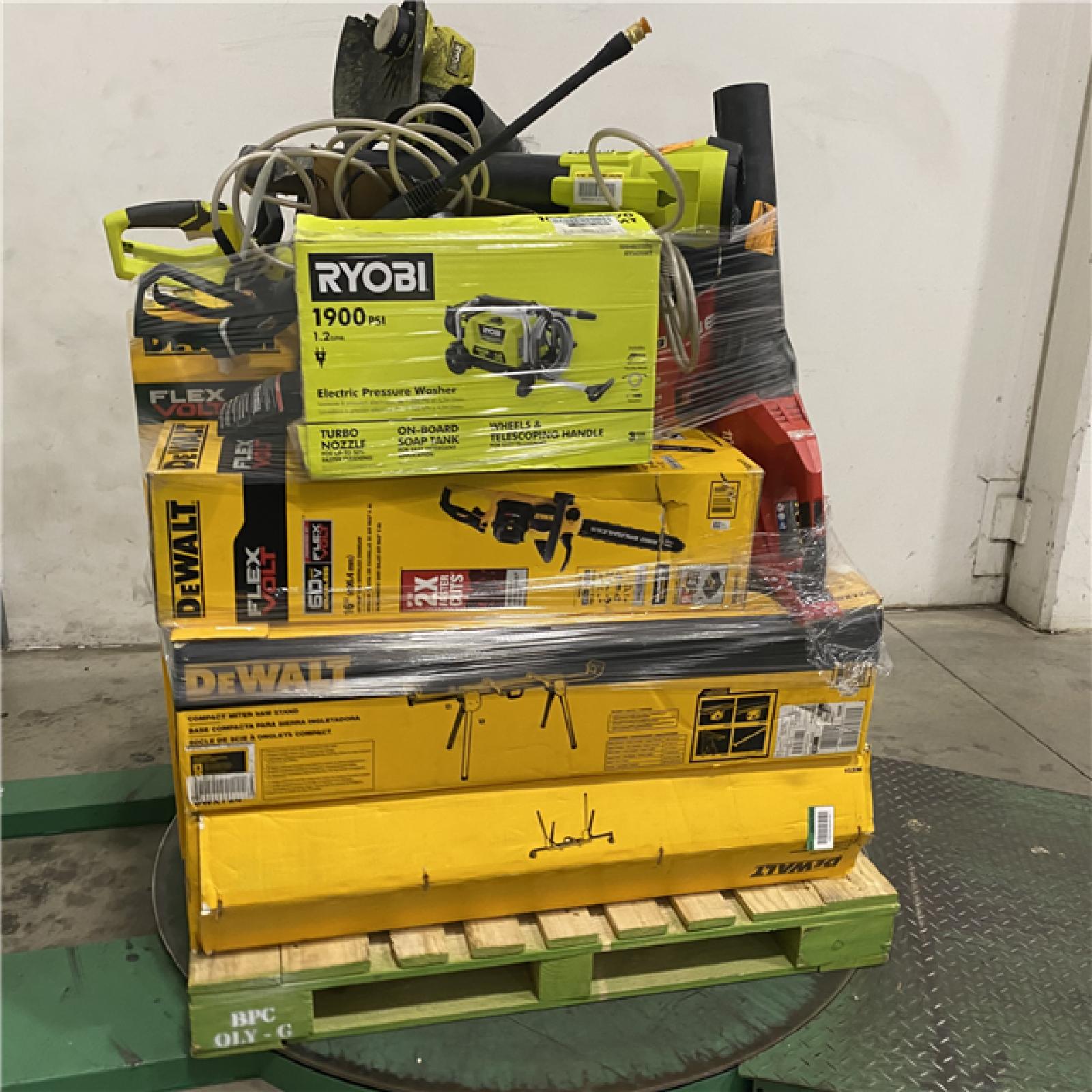 Dallas Location - As-Is Tool Pallet