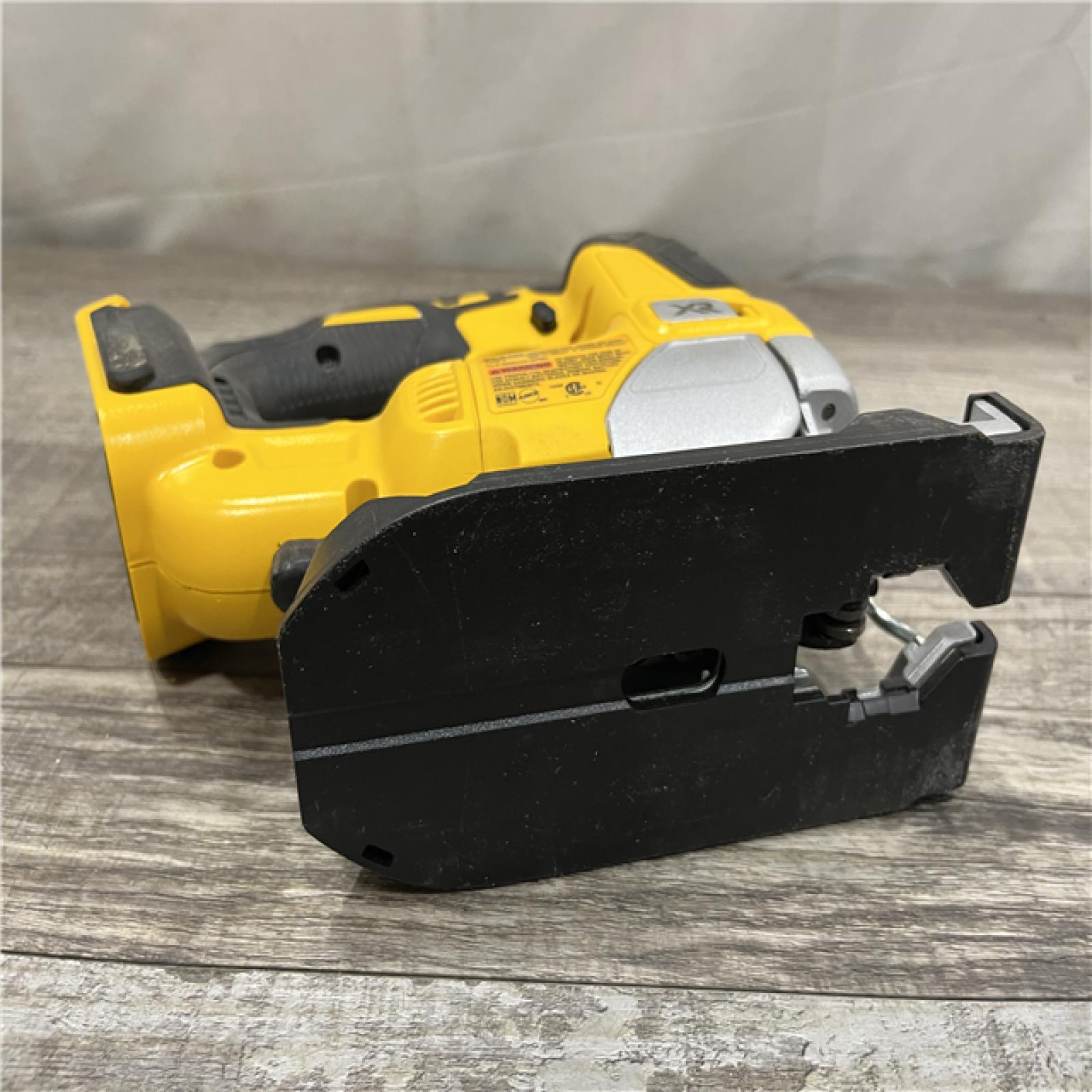 AS-IS DEWALT 20V MAX XR Cordless Brushless Jigsaw (Tool Only)