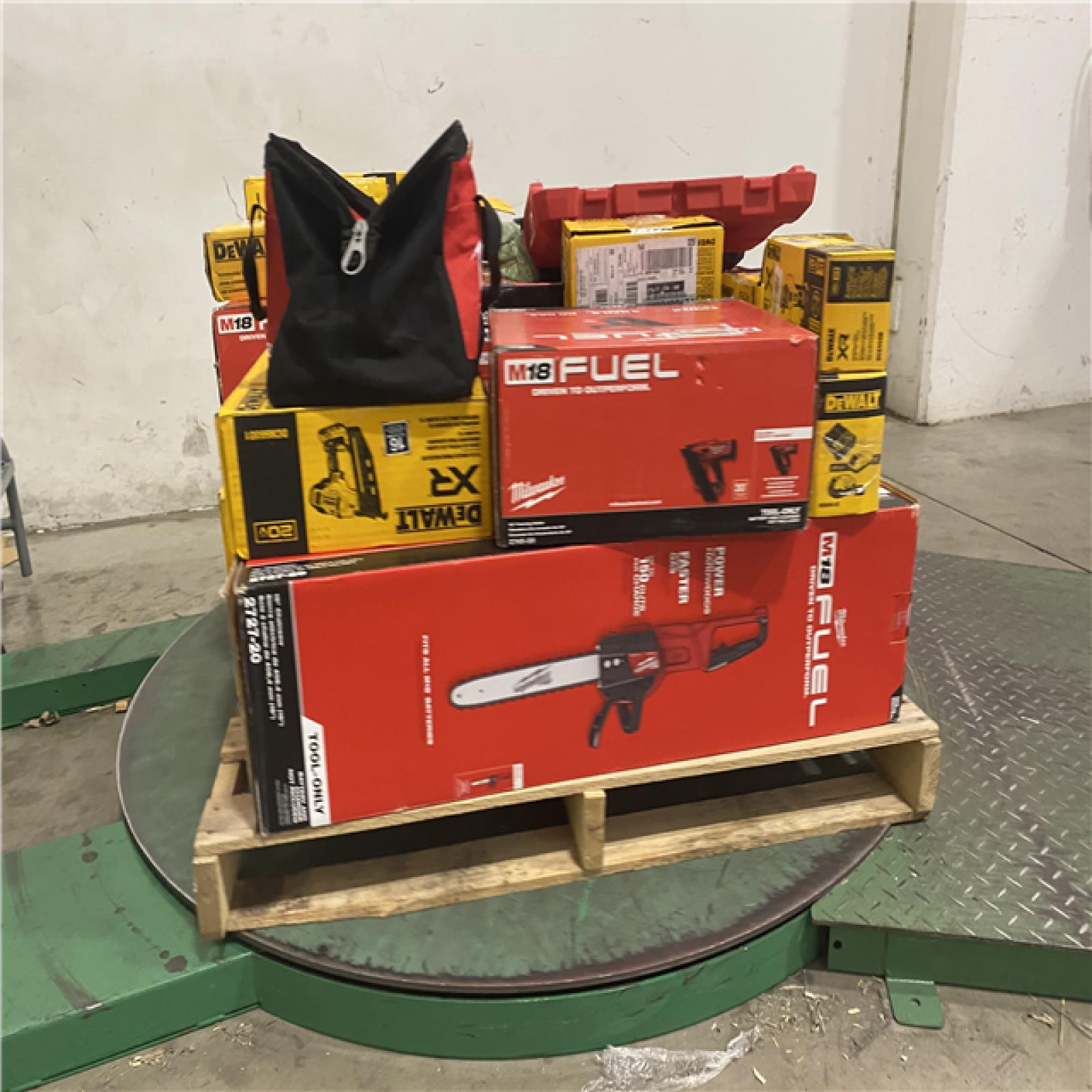 Dallas Location - As-Is Tool Pallet