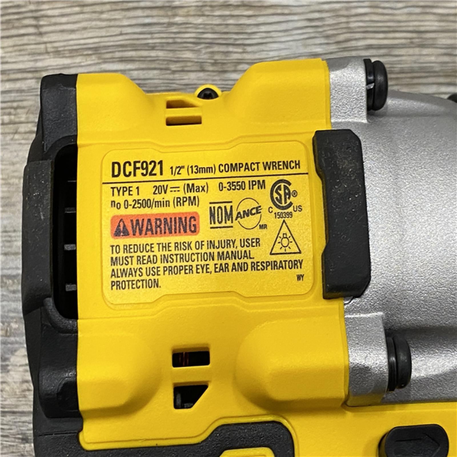 AS-IS DEWALT ATOMIC 20V MAX Lithium-Ion Cordless Brushless 1/2 in. Impact Wrench Kit