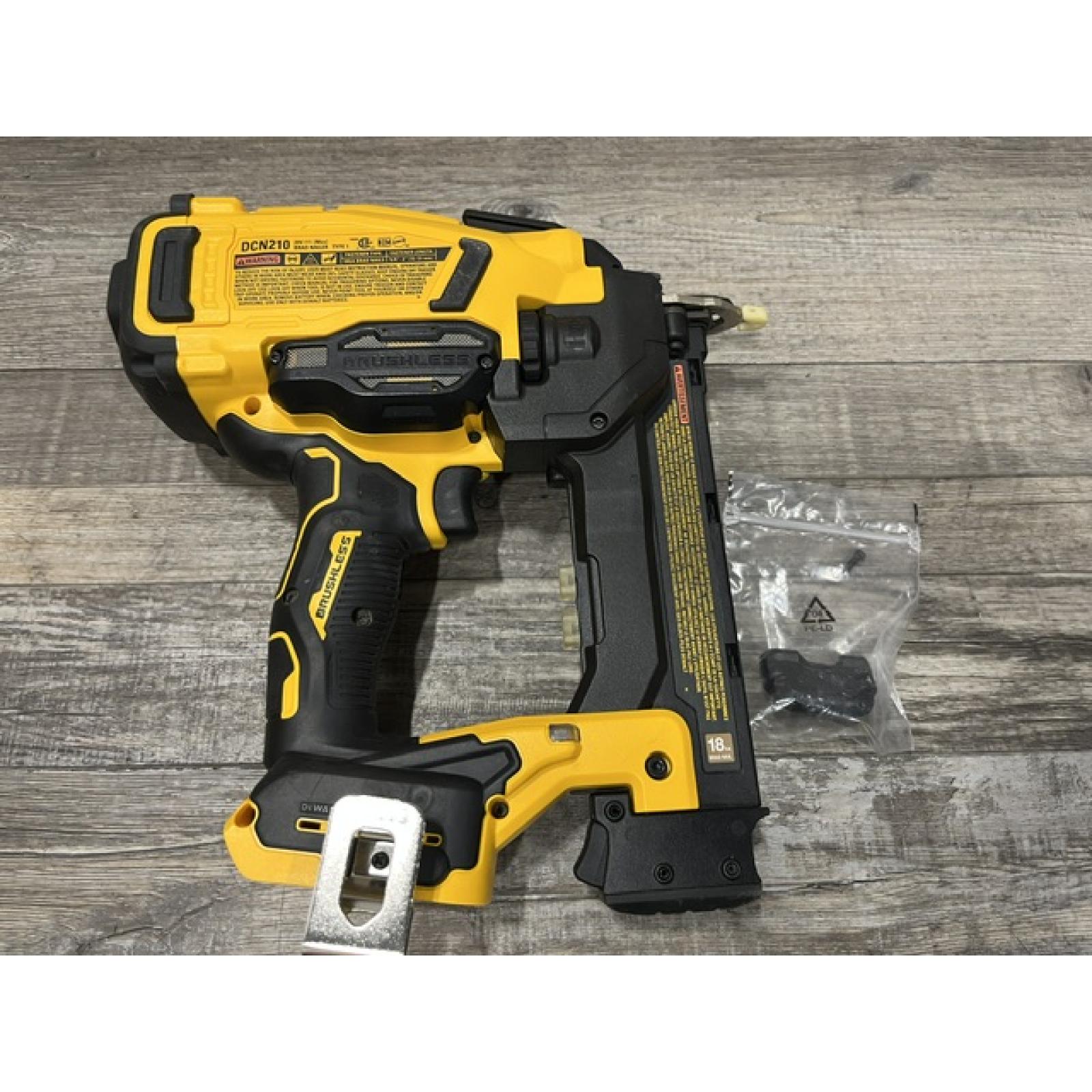 AS-IS DEWALT 20V MAX XR 18 Gauge Cordless Brad Nailer (Tool Only)