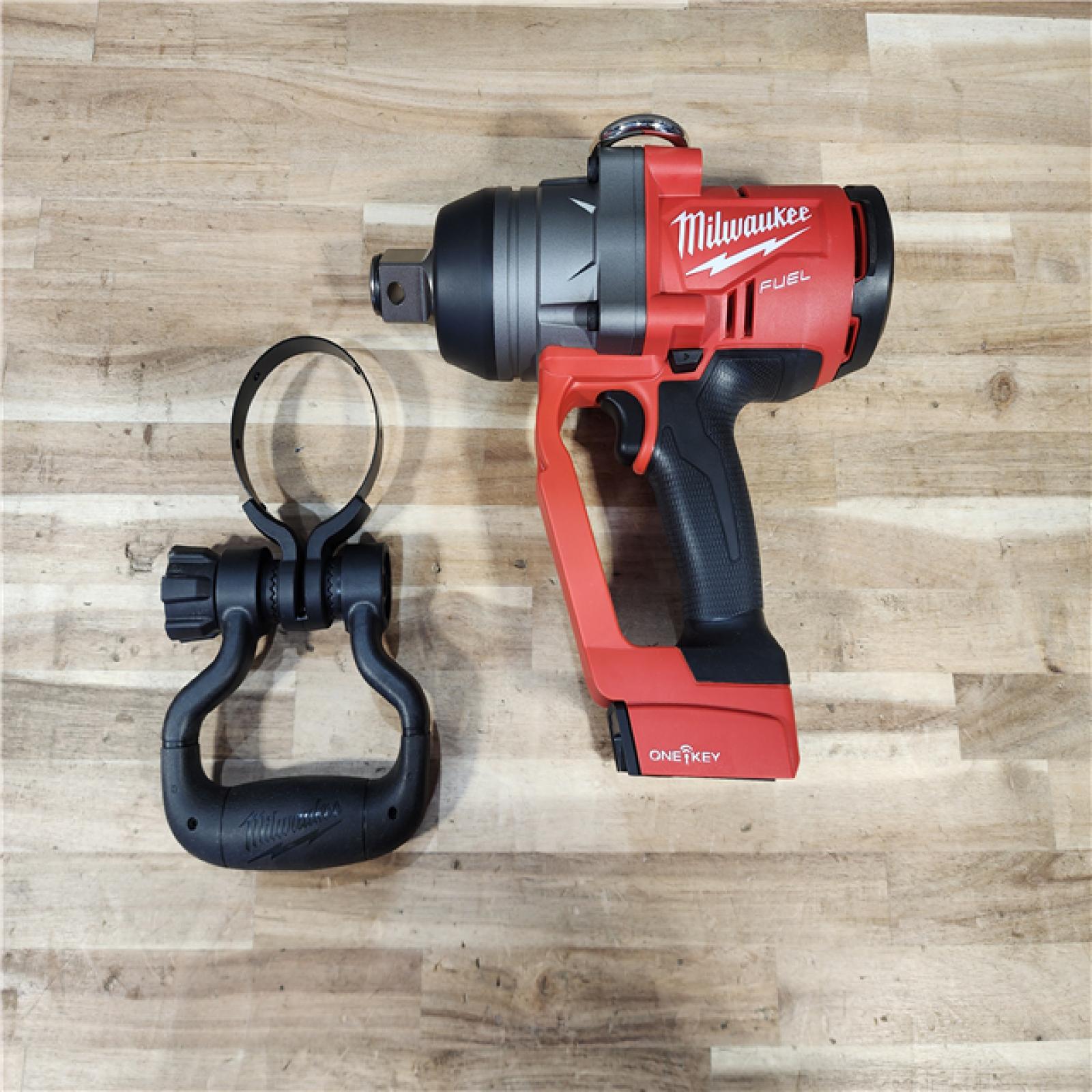 HOUSTON LOCATION - AS-IS (APPEARS LIKE NEW) Milwaukee FUEL ONE-KEY 18V Lithium-Ion Brushless Cordless 1 in. Impact Wrench with Friction Ring (Tool-Only)