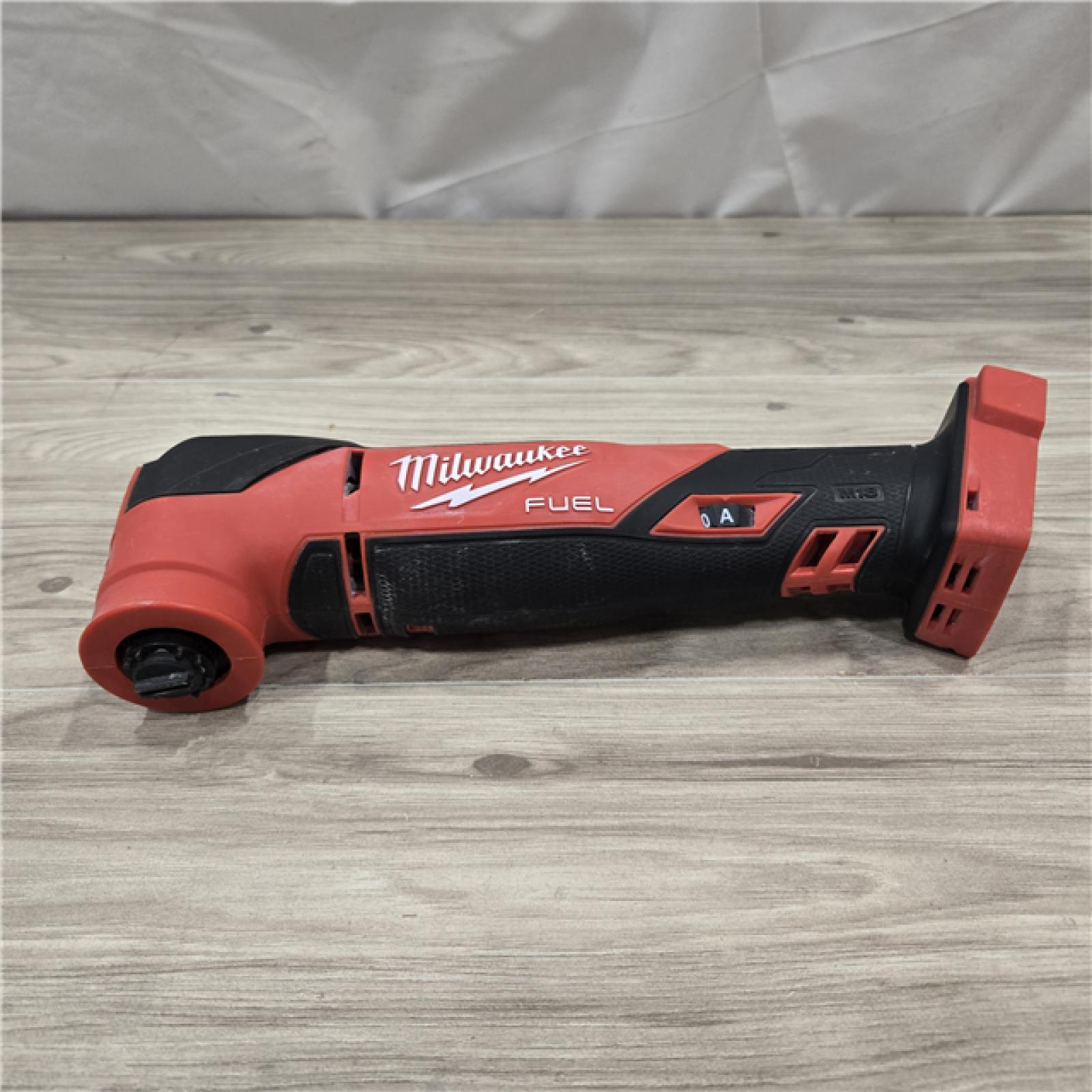 AS-IS Milwaukee 2836-20 18V Cordless Oscillating Multi-Tool (Tool Only)