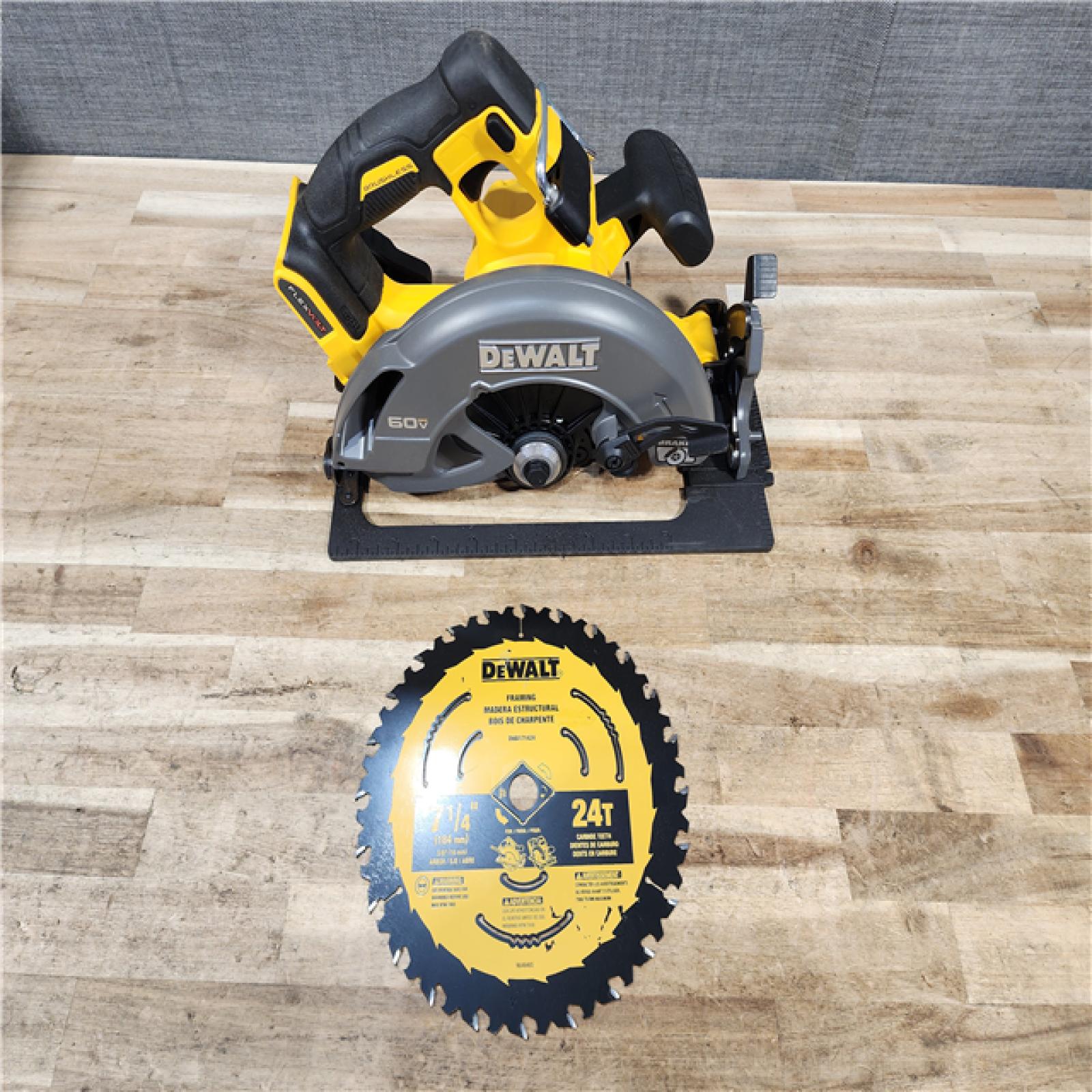 HOUSTON LOCATION - AS-IS DEWALT FLEXVOLT 60V MAX Cordless Brushless 7-1/4 in. Circular Saw with Brake (Tool Only)