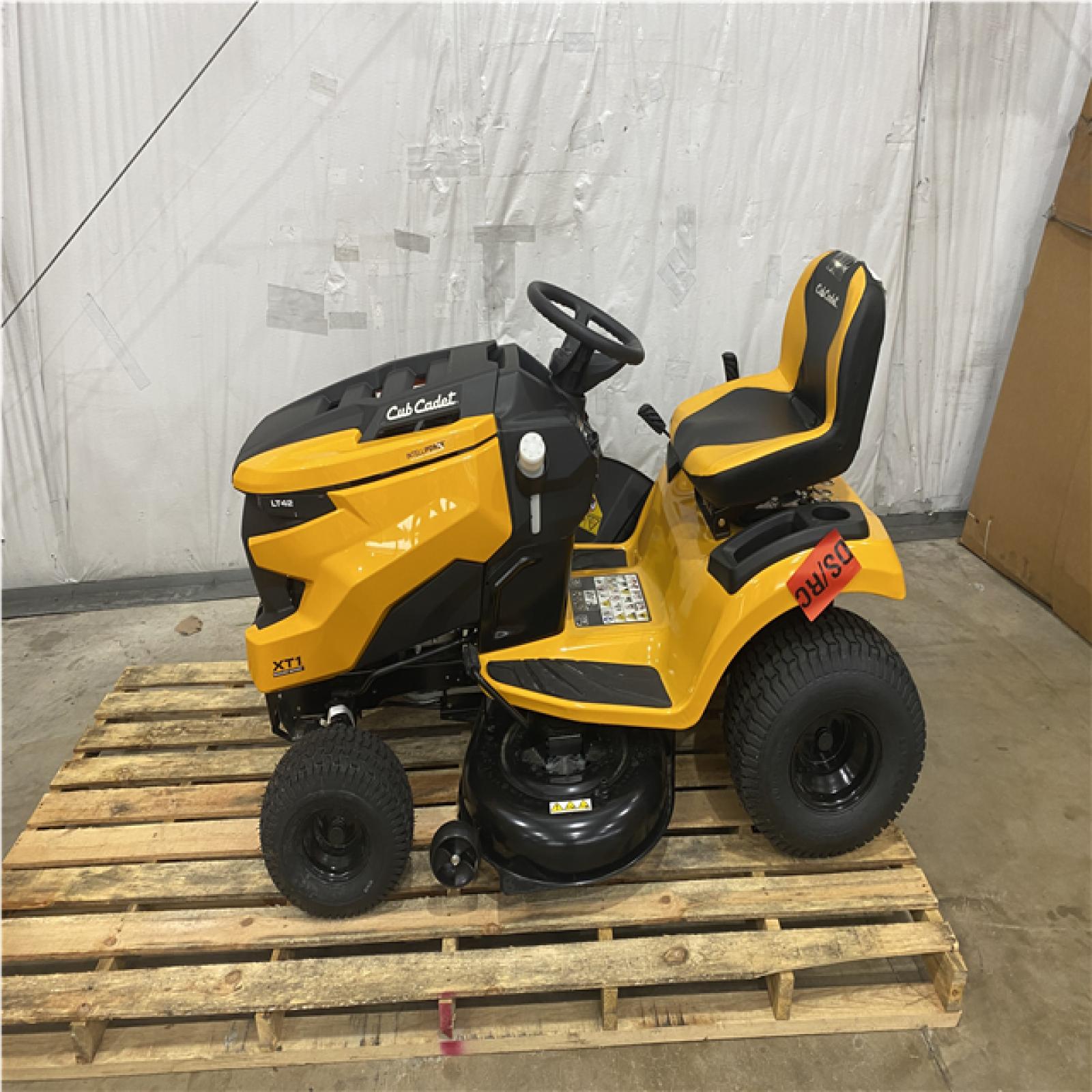 Houston Location - AS-IS Outdoor Power Equipment CUB CADET LT42 XT1 SIT DOWN MOWER