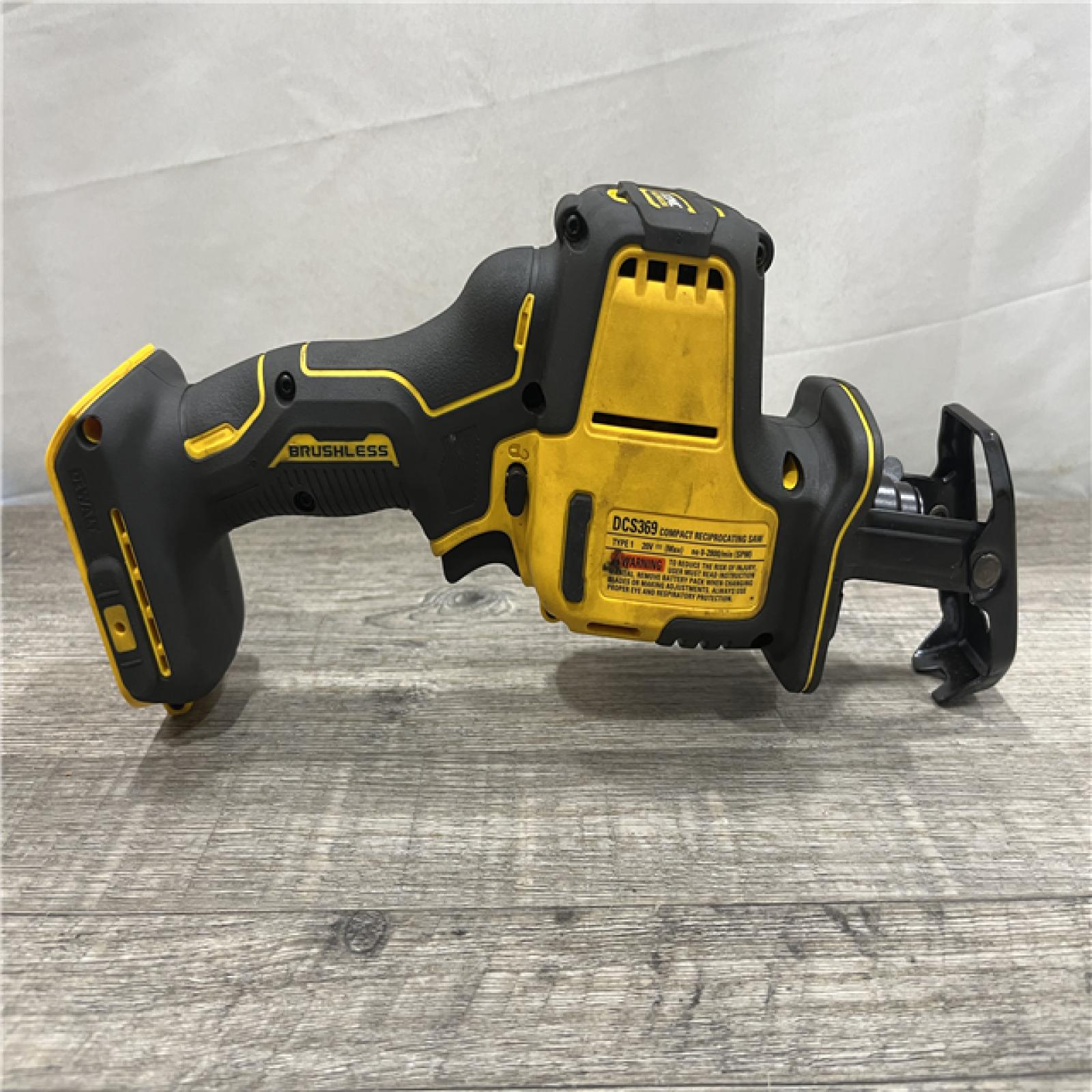 AS-IS DEWALT ATOMIC 20V MAX Cordless Brushless Compact Reciprocating Saw (Tool Only)