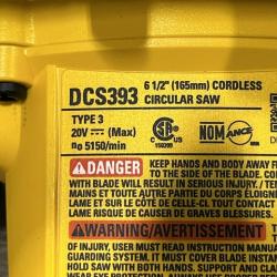 AS-IS DEWALT 20V MAX Cordless 6.5 in. Sidewinder Style Circular Saw (Tool Only)
