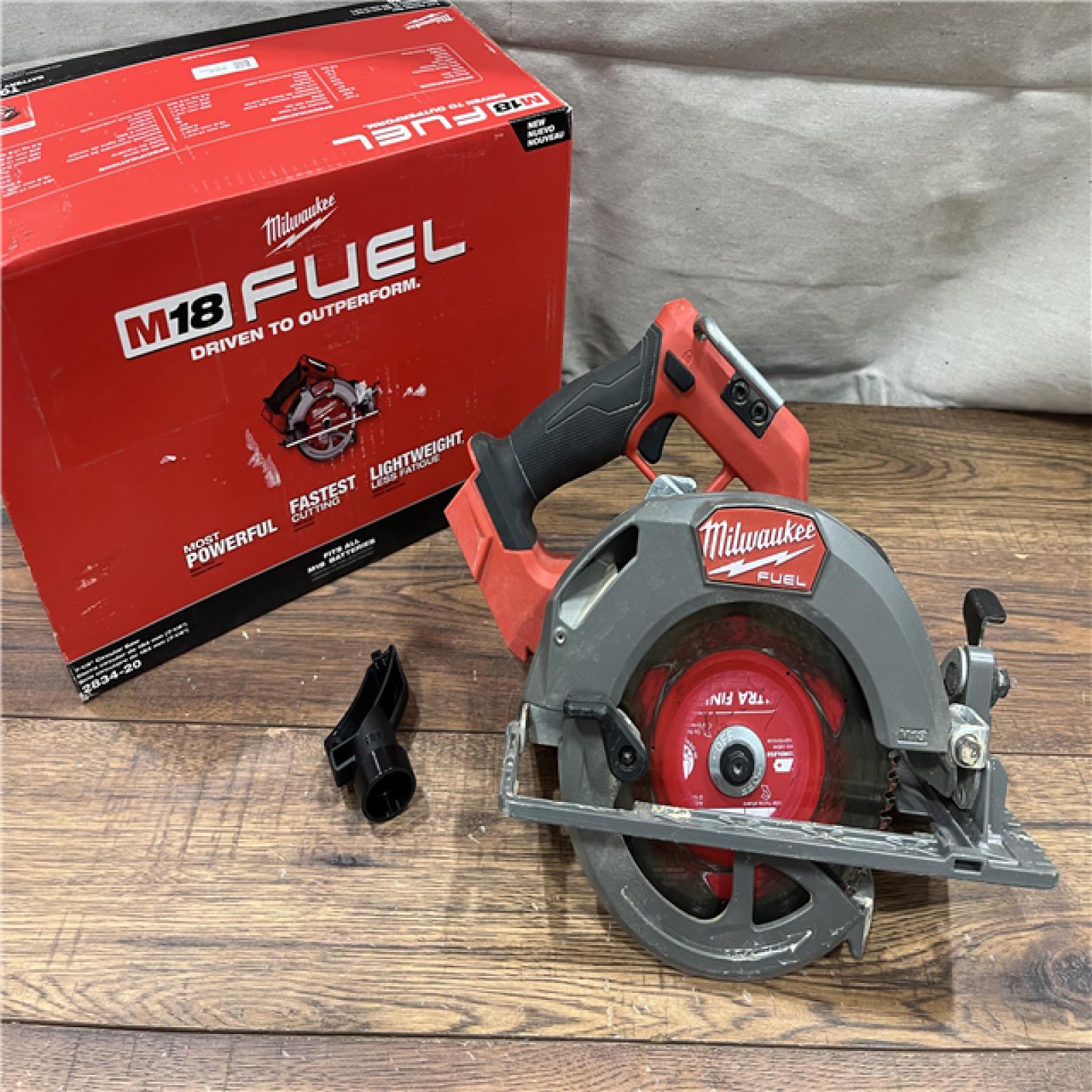 AS-IS Milwaukee M18 FUEL 18V Lithium-Ion Brushless Cordless 7-1/4 in. Circular Saw (Tool-Only)