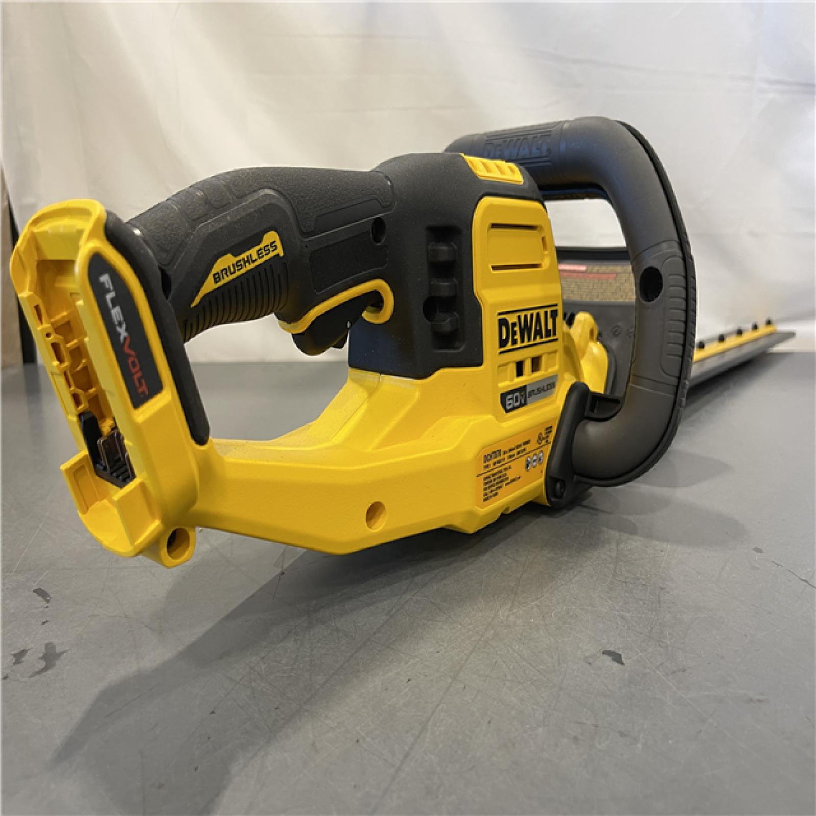 AS-IS - FLEXVOLT 60V MAX 26 in. Brushless Cordless Battery Powered Hedge Trimmer (Tool Only)