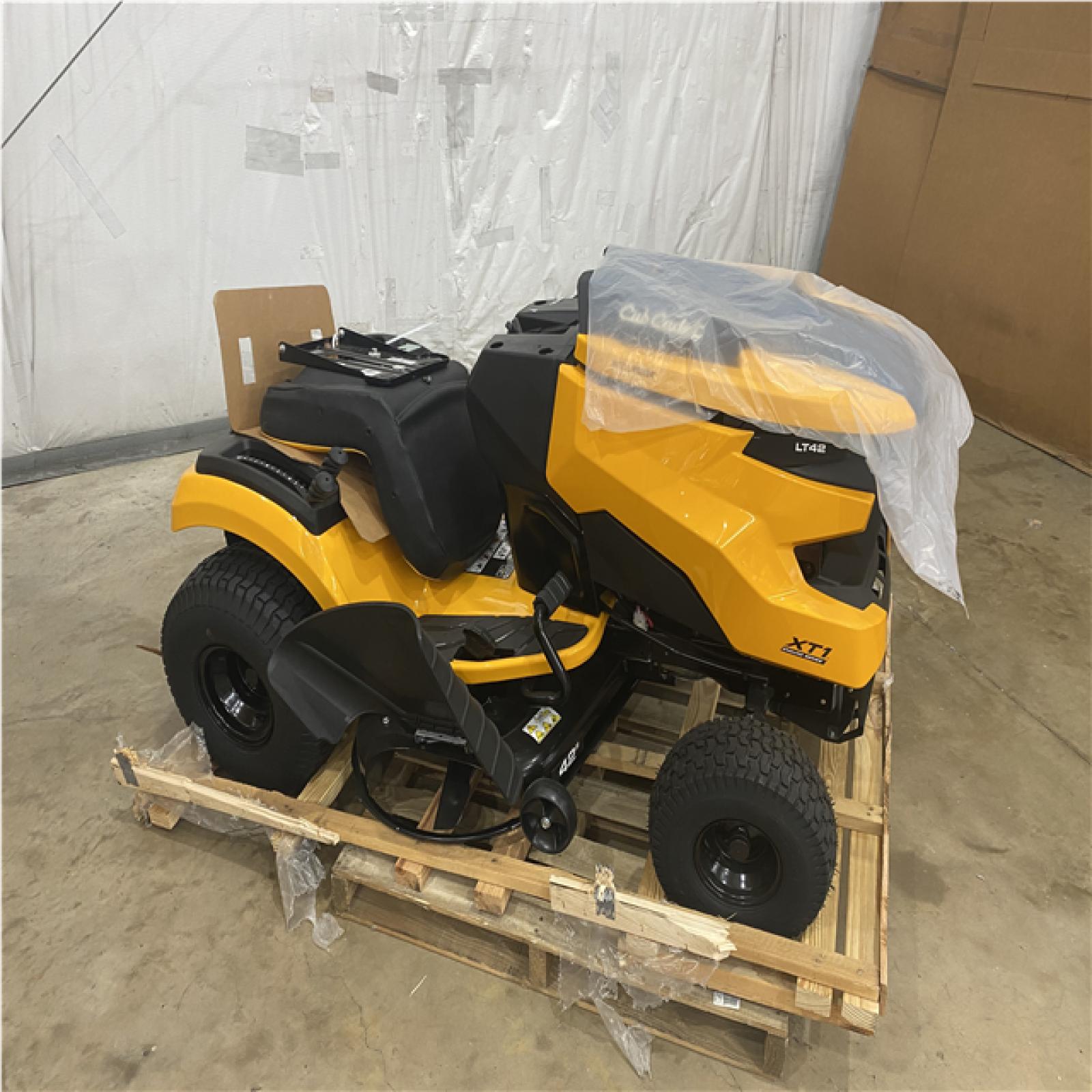 Houston Location - AS-IS Outdoor Power Equipment CUB CADET LT42 XT1 SIT DOWN MOWER