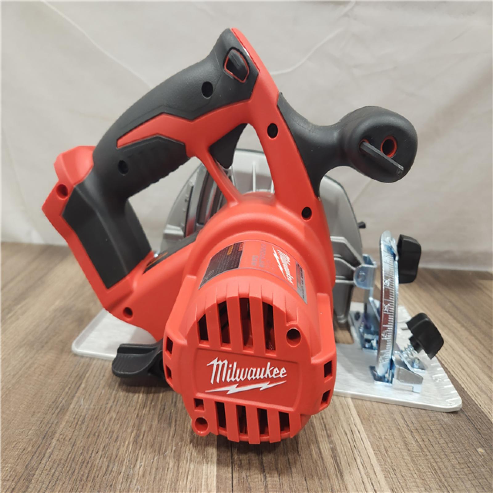 AS-IS- Milwaukee M18 Cordless 6-1/2 Circular Saw (Tool Only)